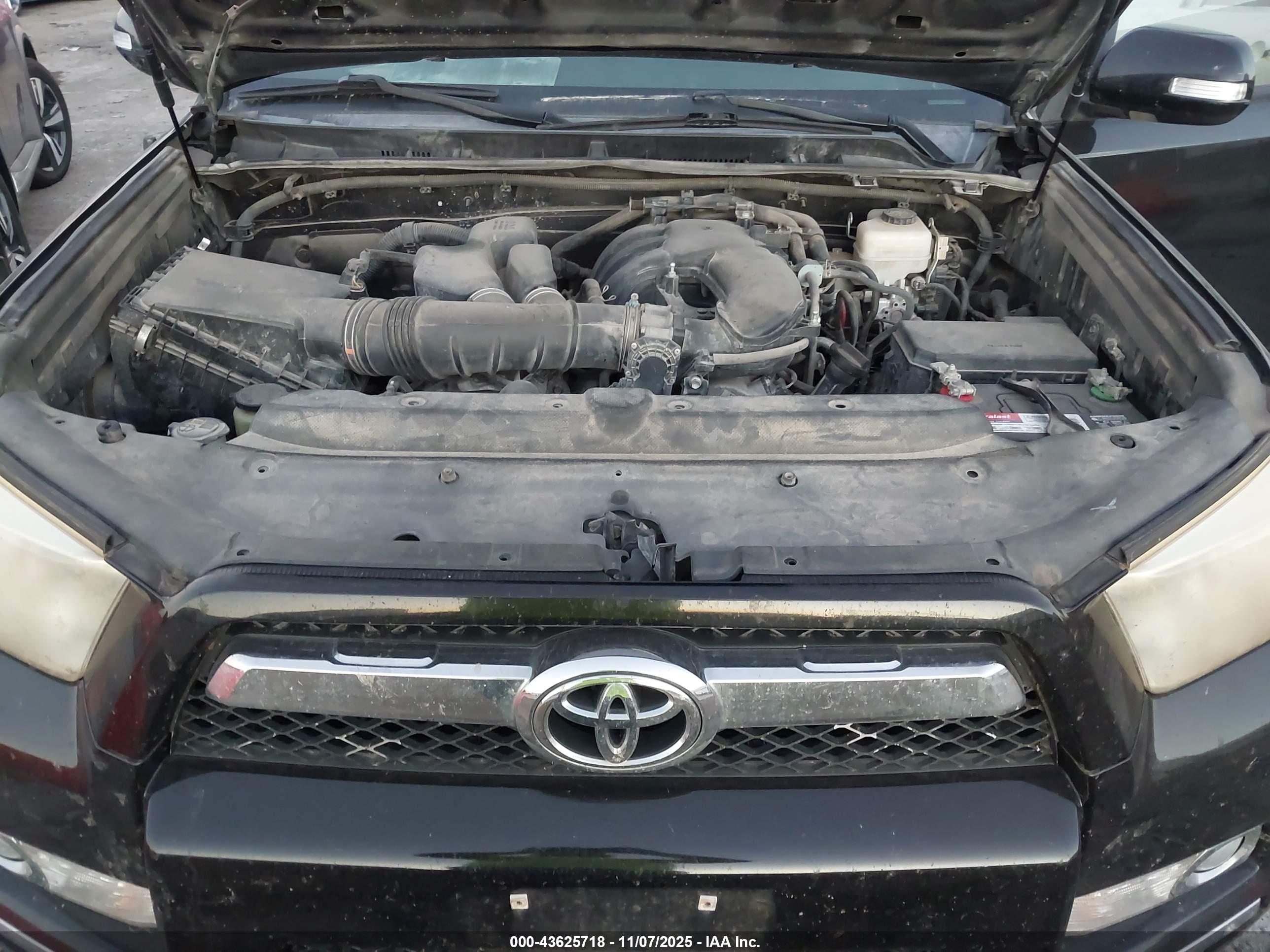 TOYOTA 4RUNNER image 10