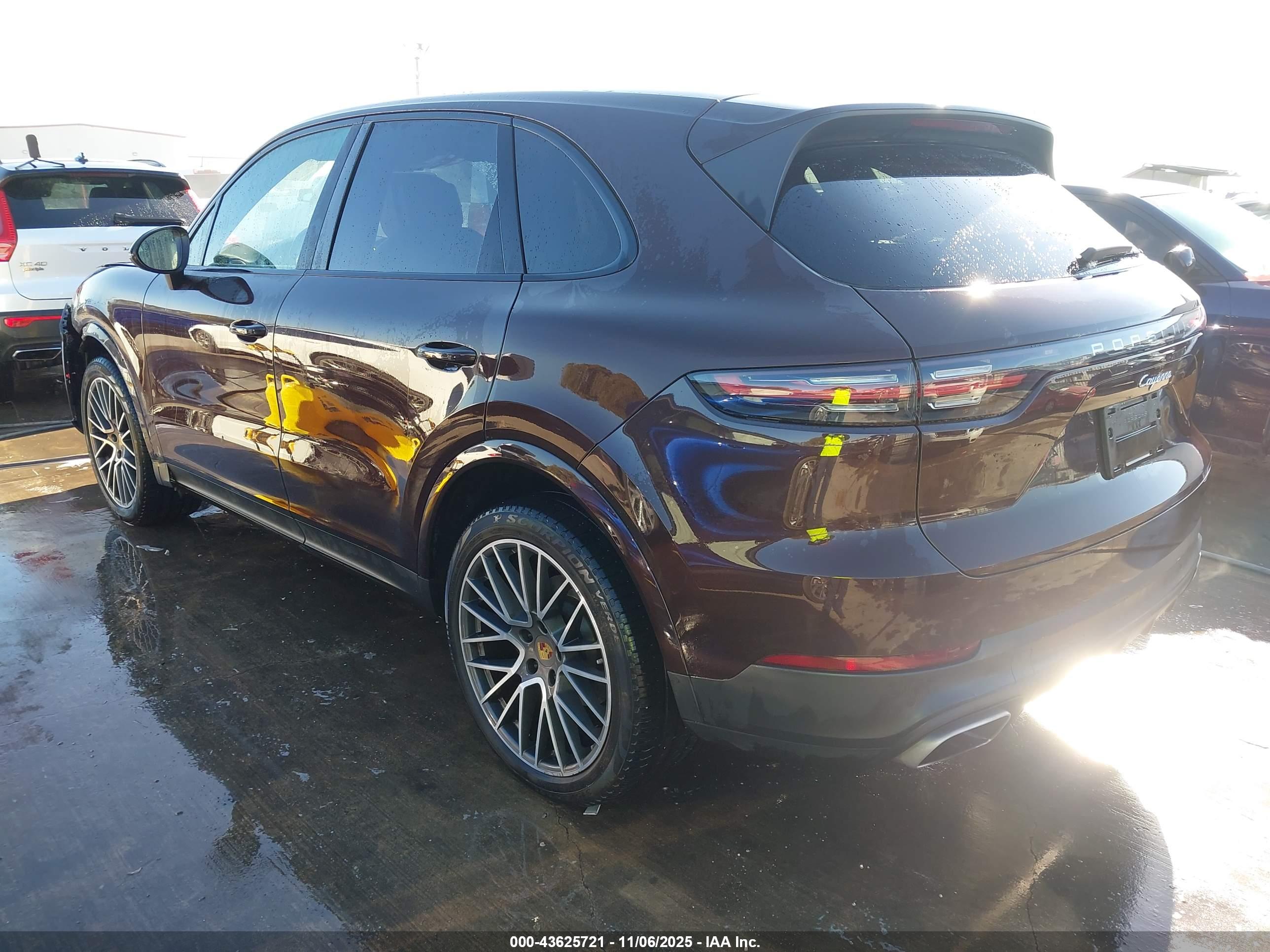 PORSCHE CAYENNE image 3