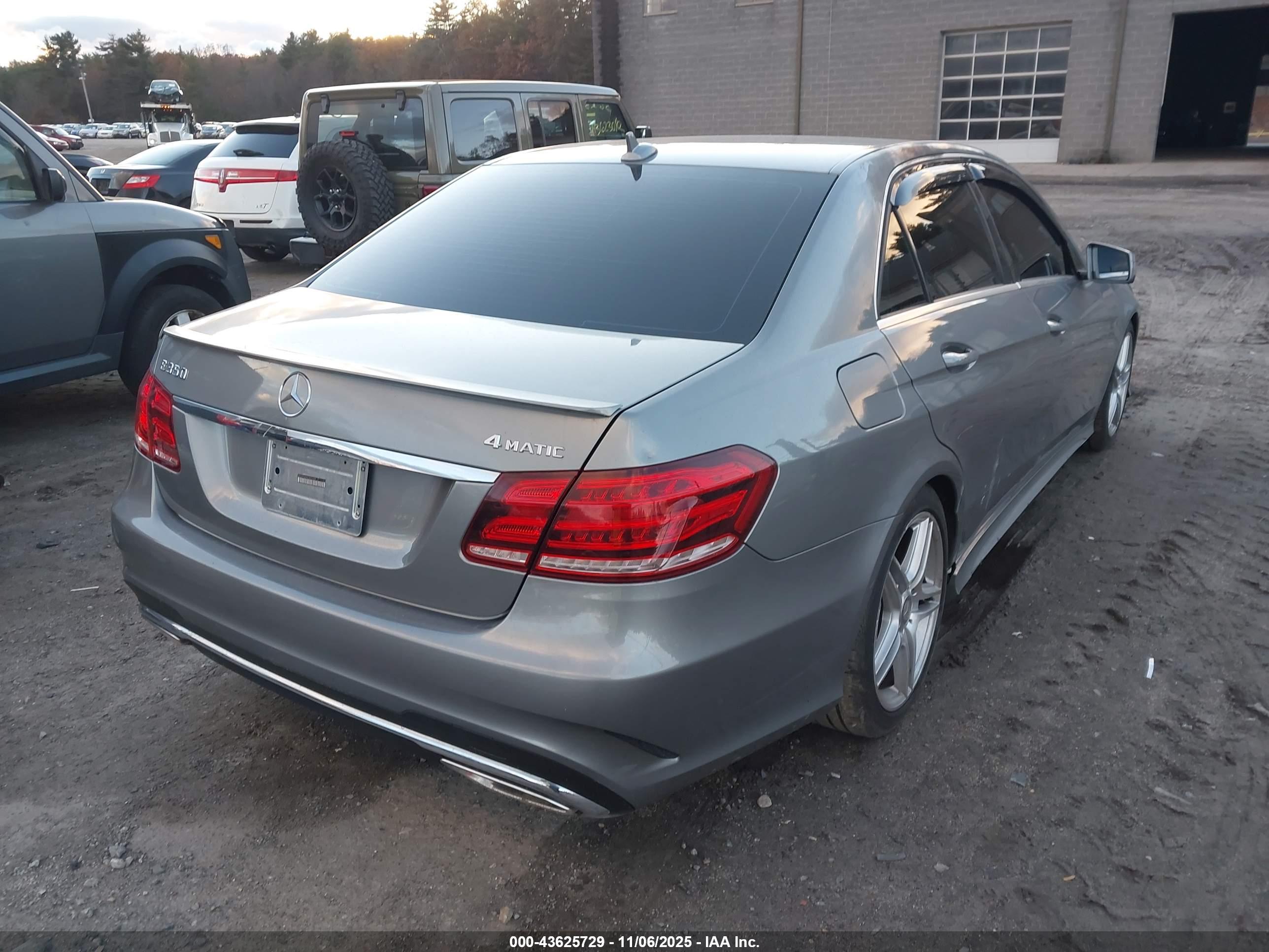 MERCEDES-BENZ E image 4