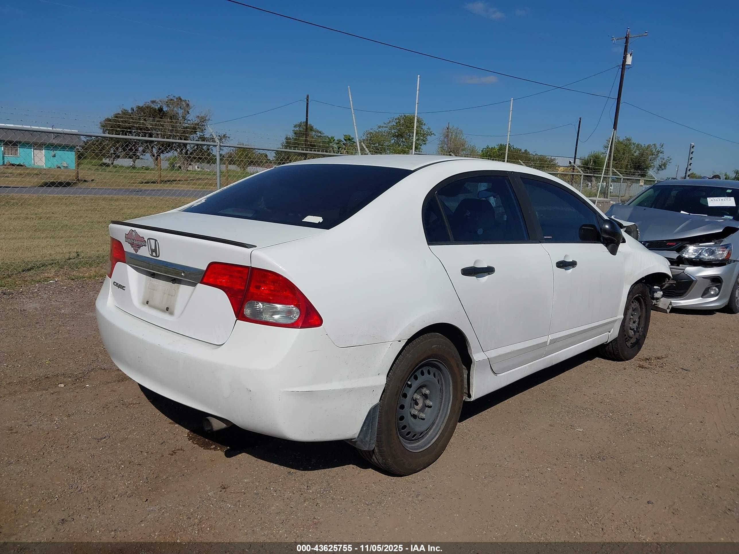 HONDA CIVIC image 4