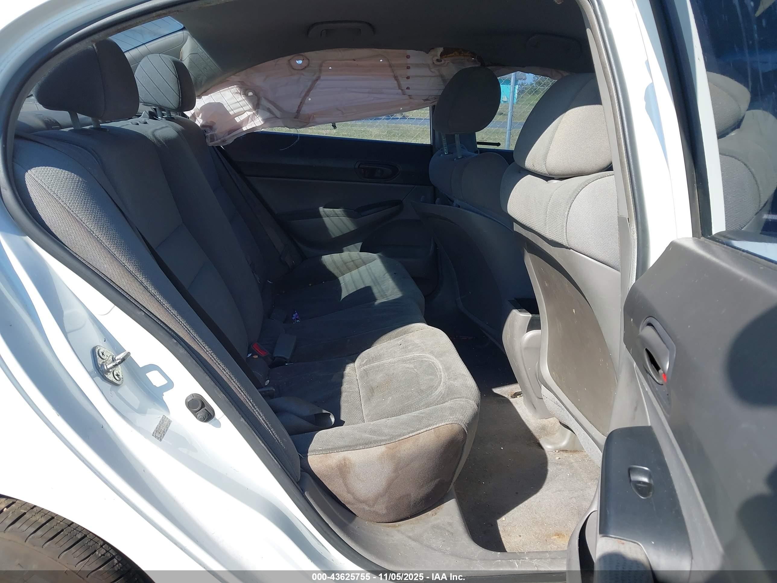 HONDA CIVIC image 8