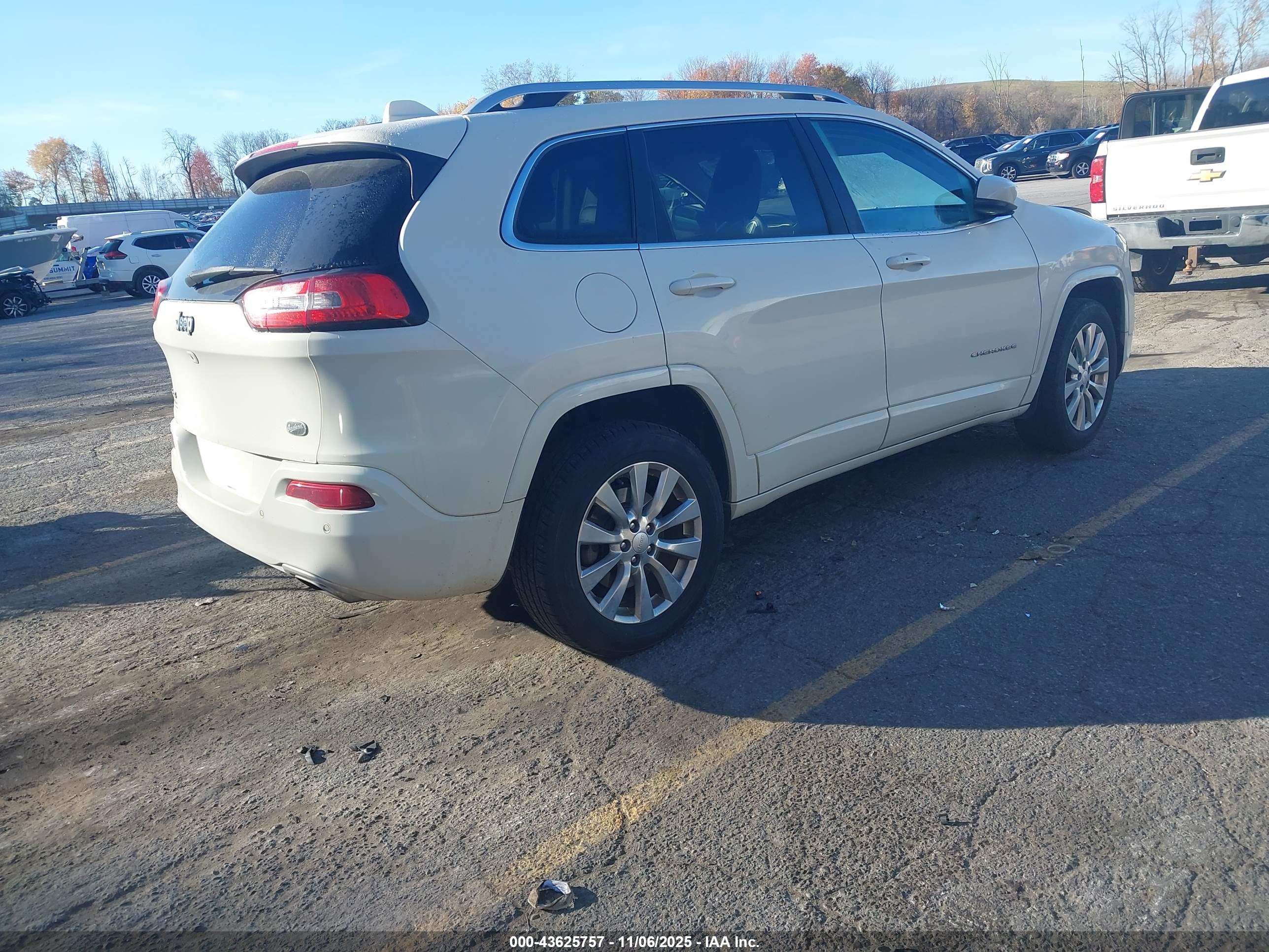 JEEP CHEROKEE image 4