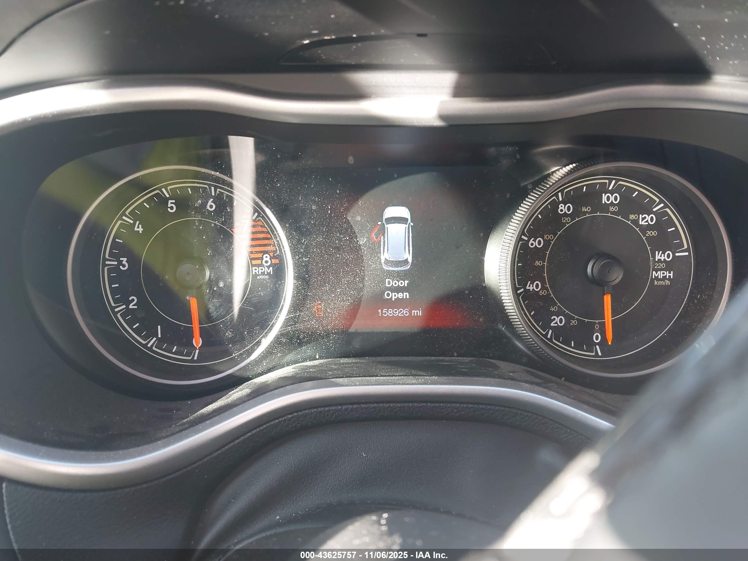 JEEP CHEROKEE image 7