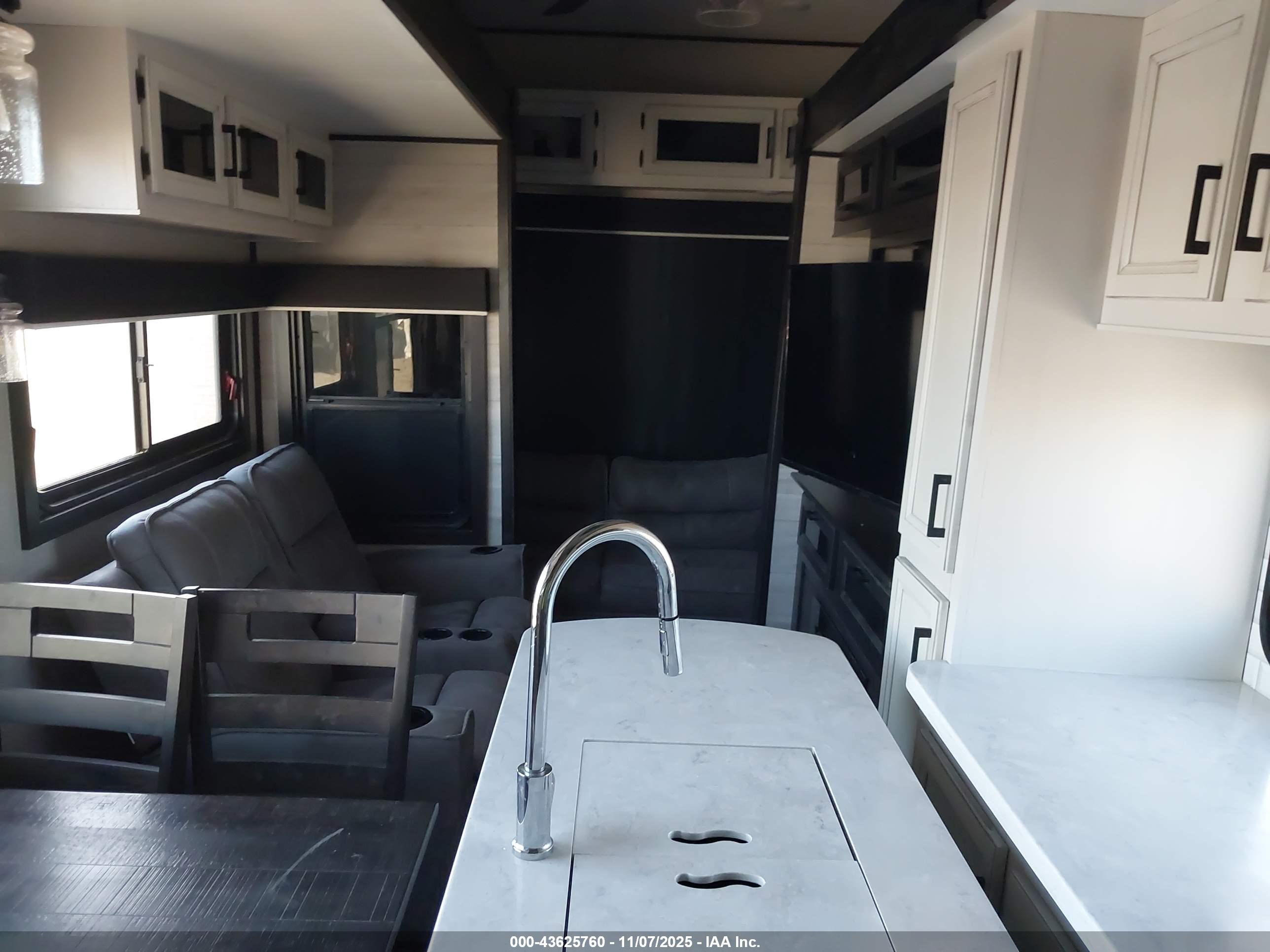 JAYCO JAYFLIGHT image 8