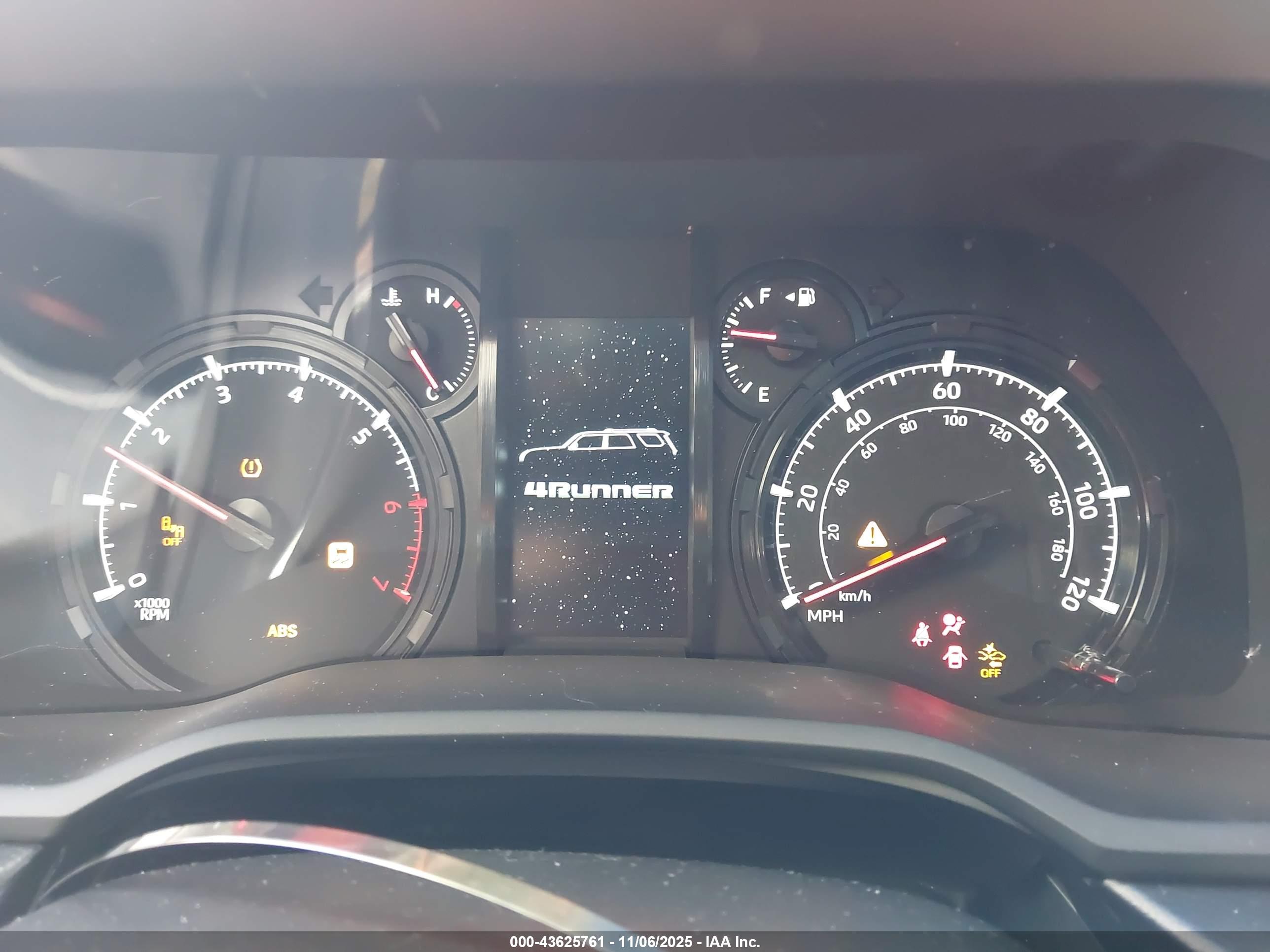 TOYOTA 4RUNNER image 7