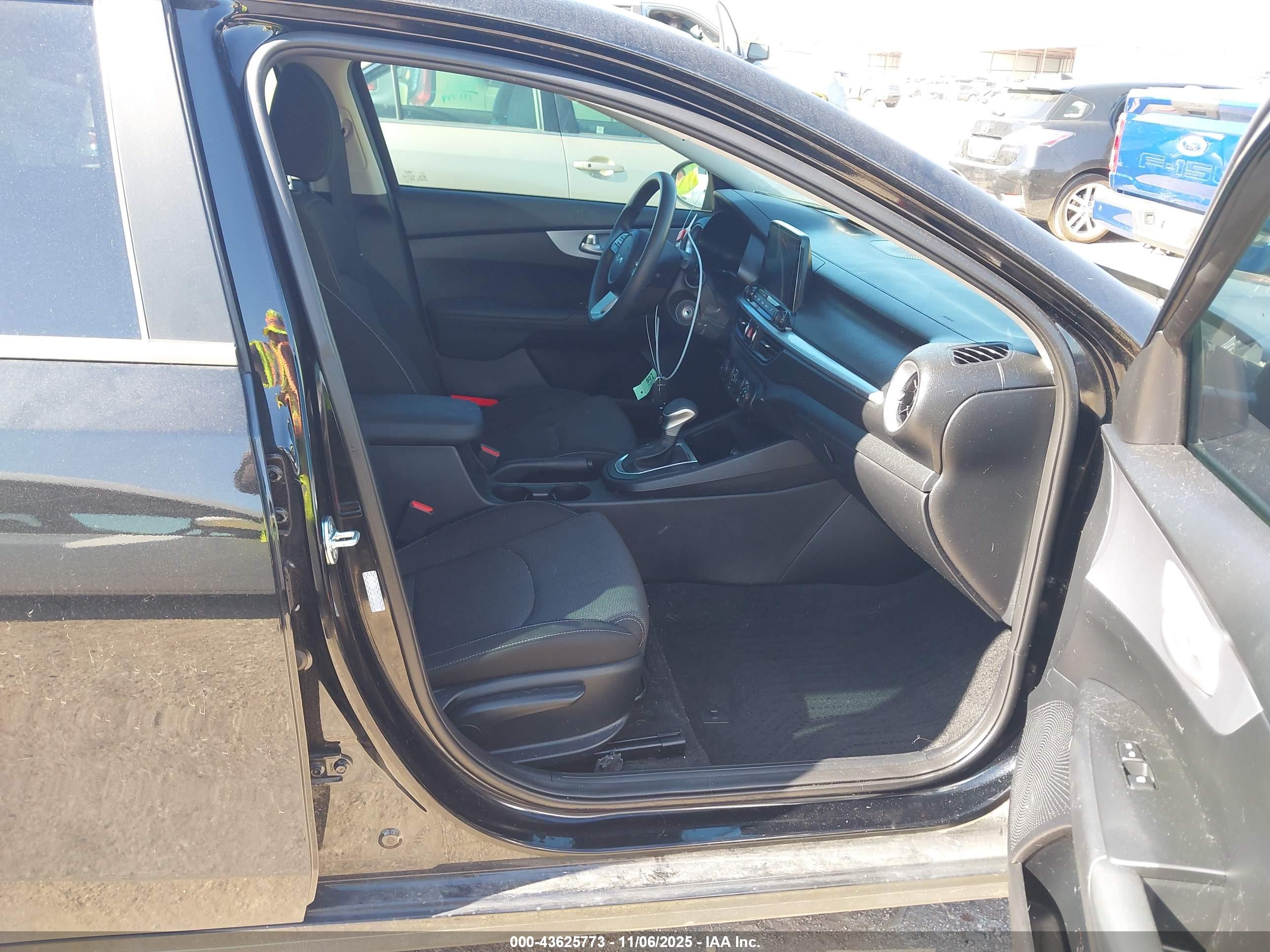 KIA FORTE image 5