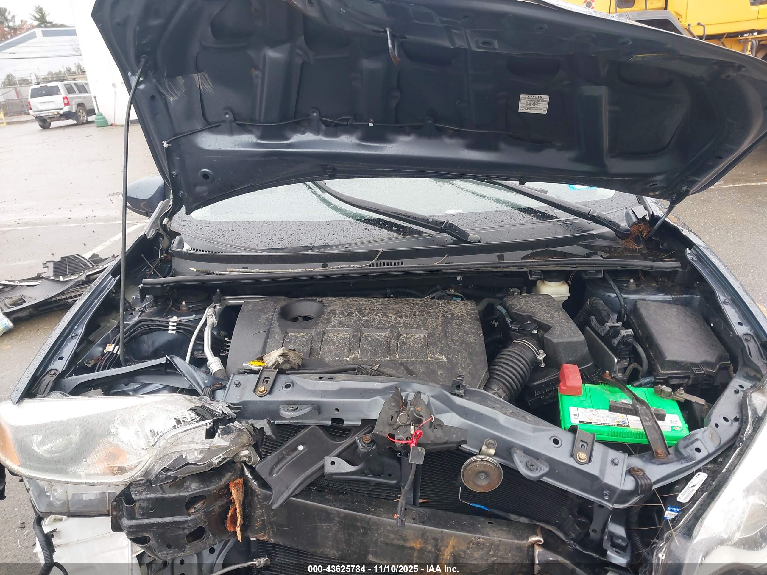 TOYOTA COROLLA image 10