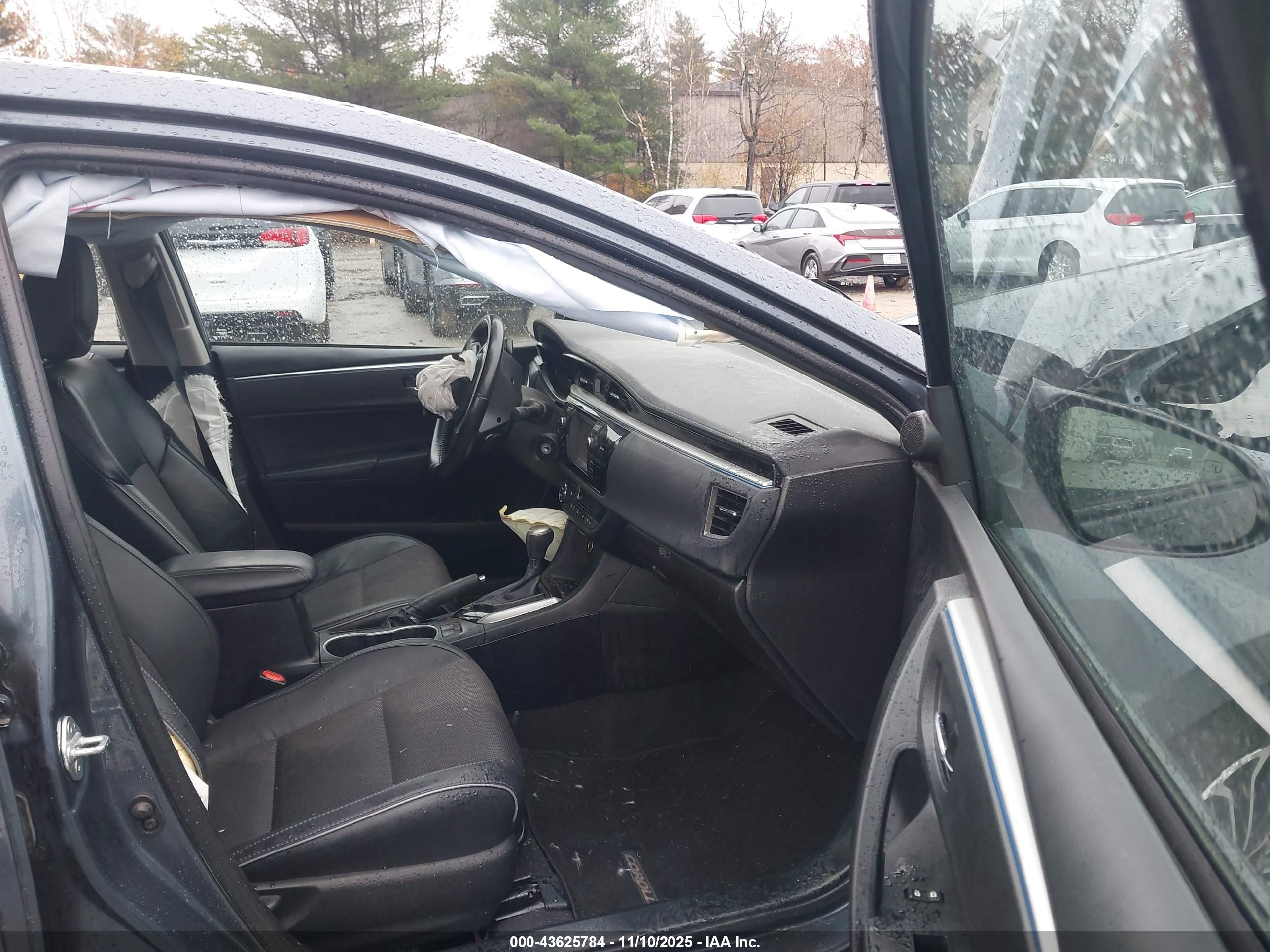 TOYOTA COROLLA image 5
