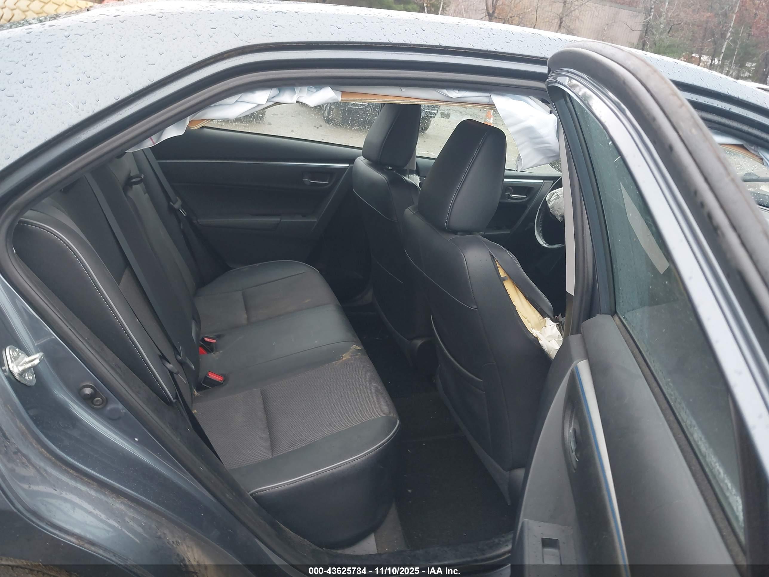 TOYOTA COROLLA image 8