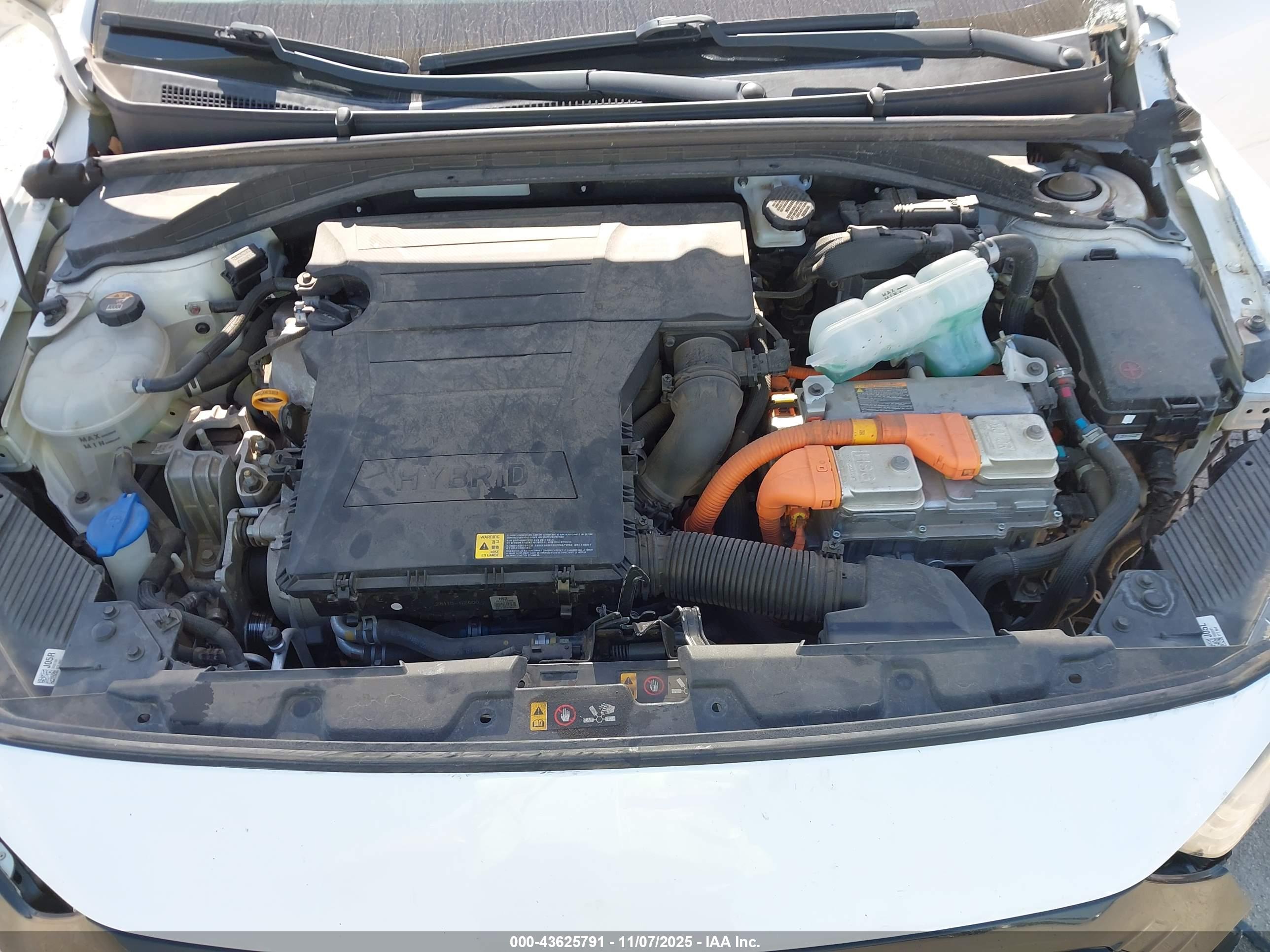 HYUNDAI IONIQ image 10