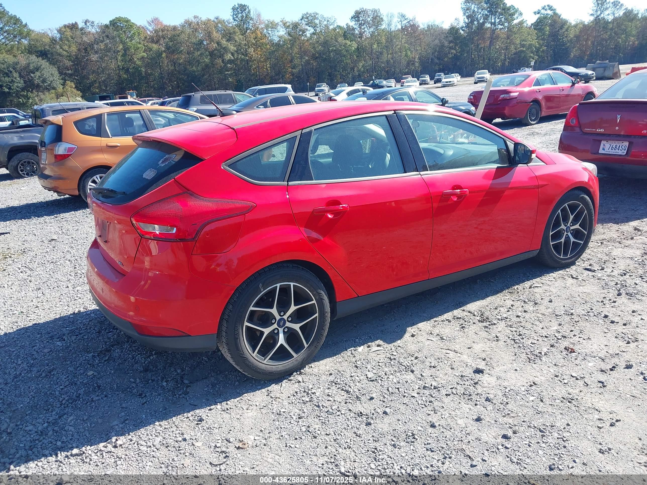 FORD FOCUS image 4