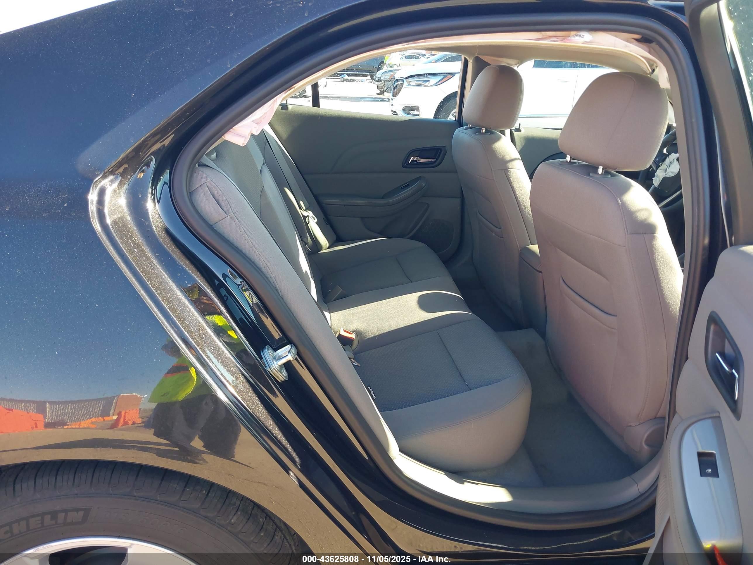 CHEVROLET MALIBU image 8