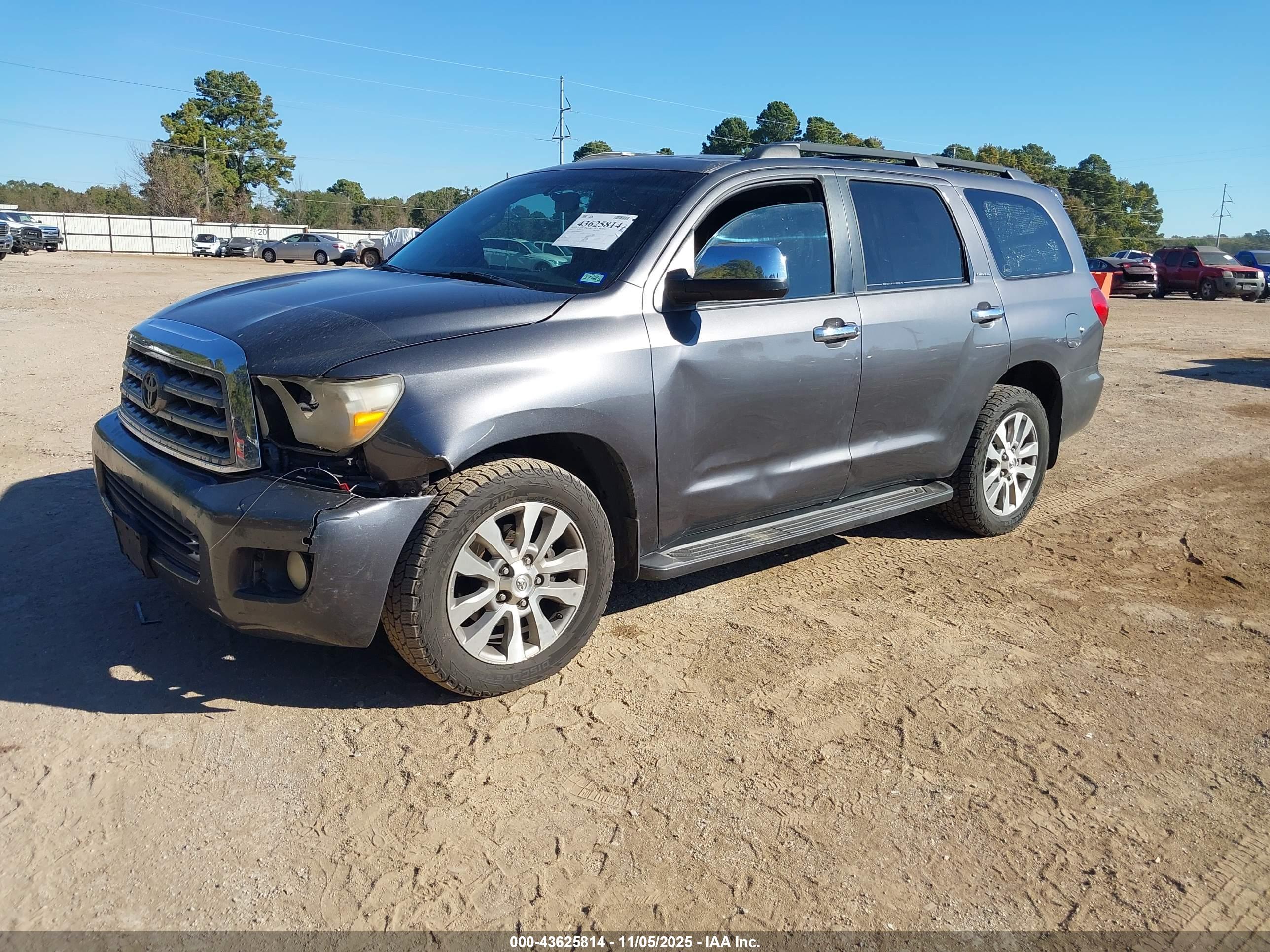 TOYOTA SEQUOIA image 2