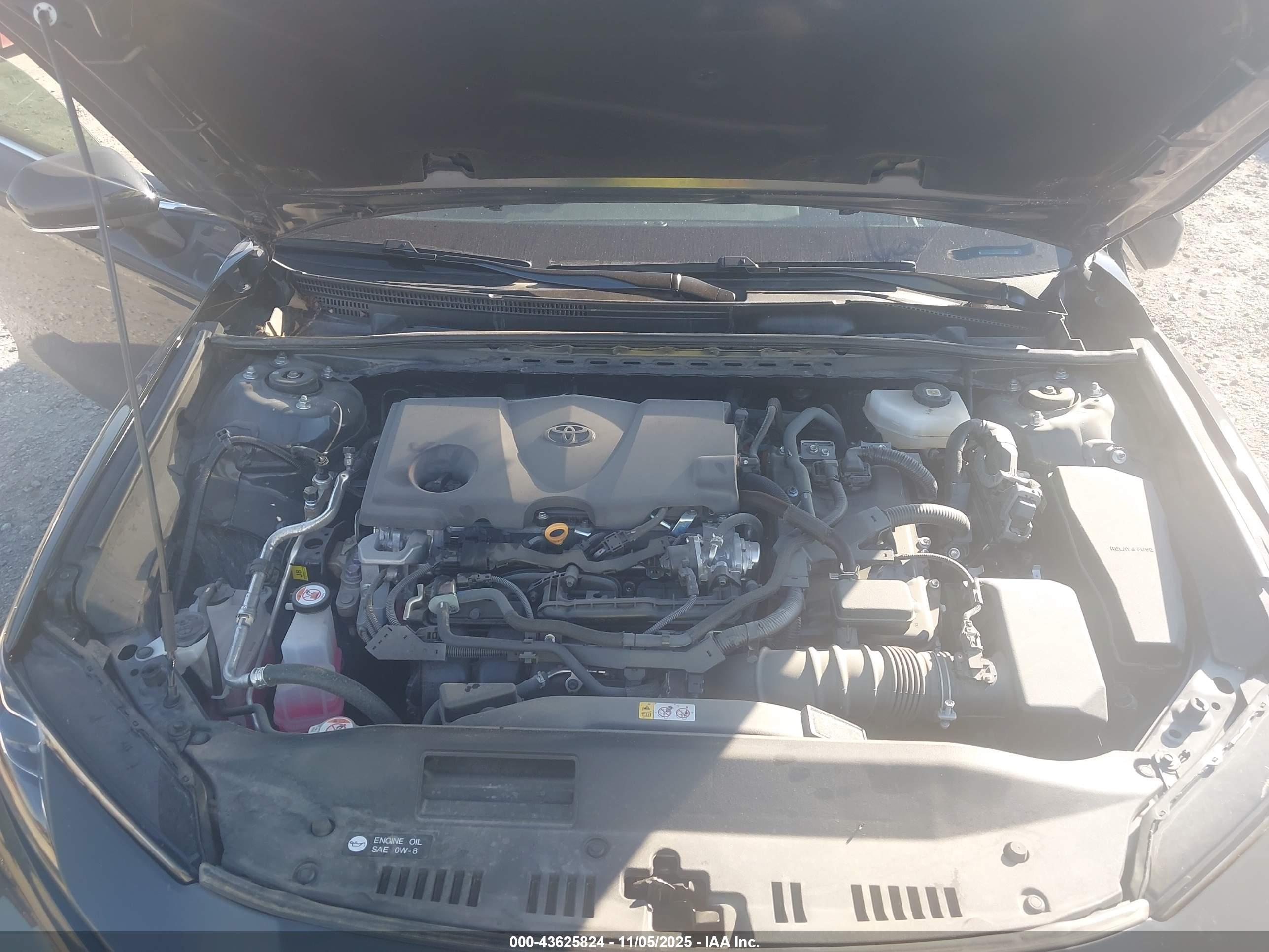 TOYOTA CAMRY image 10