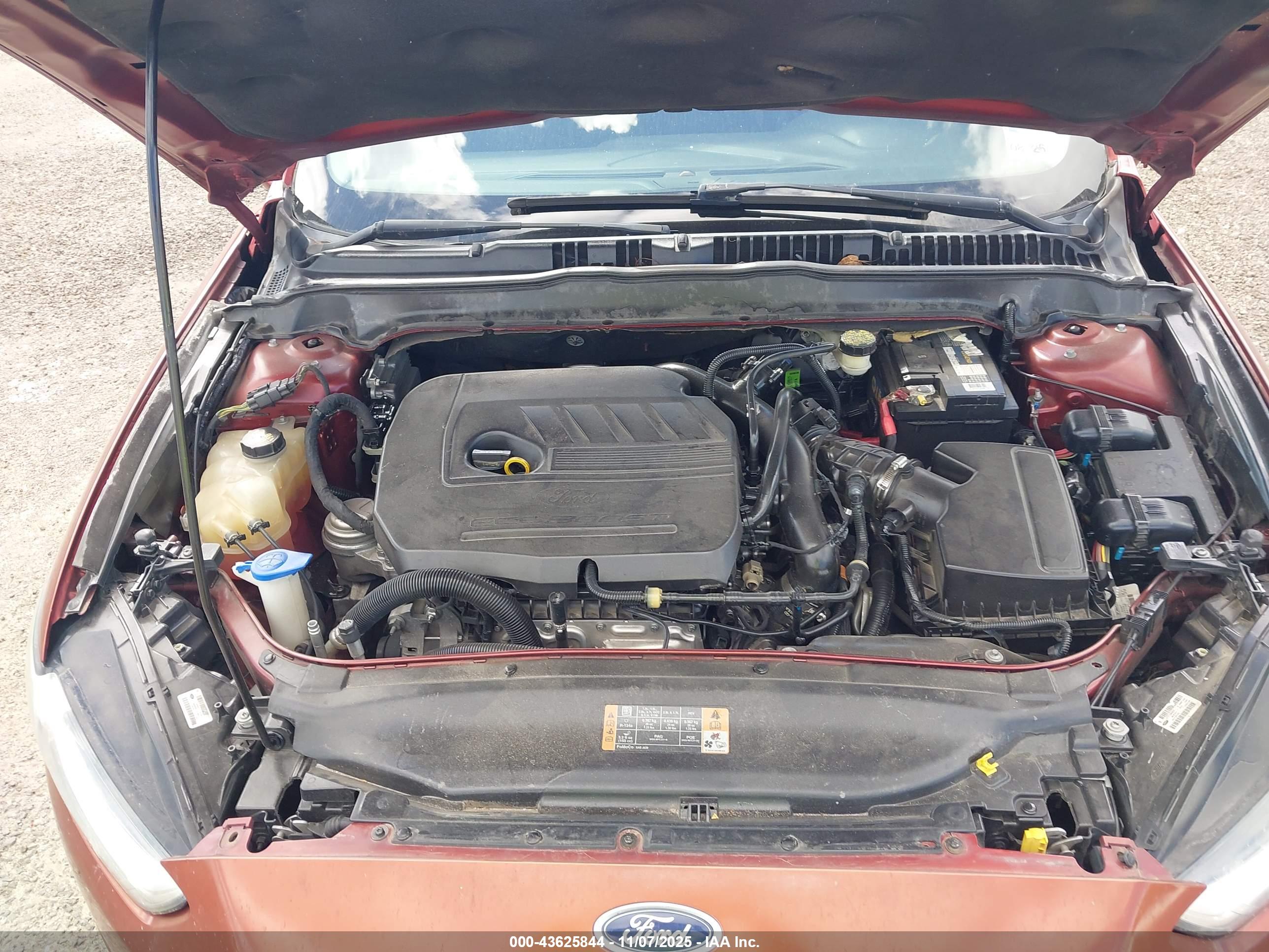 FORD FUSION image 10