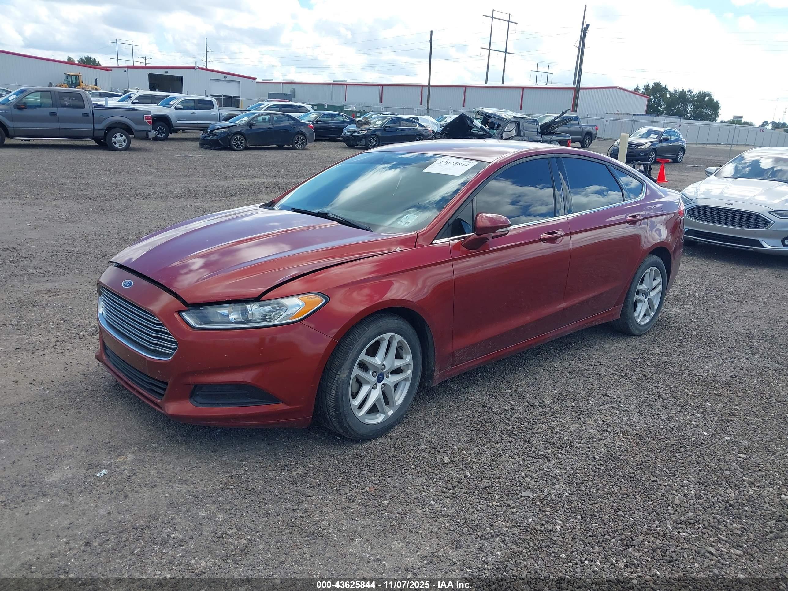 FORD FUSION image 2