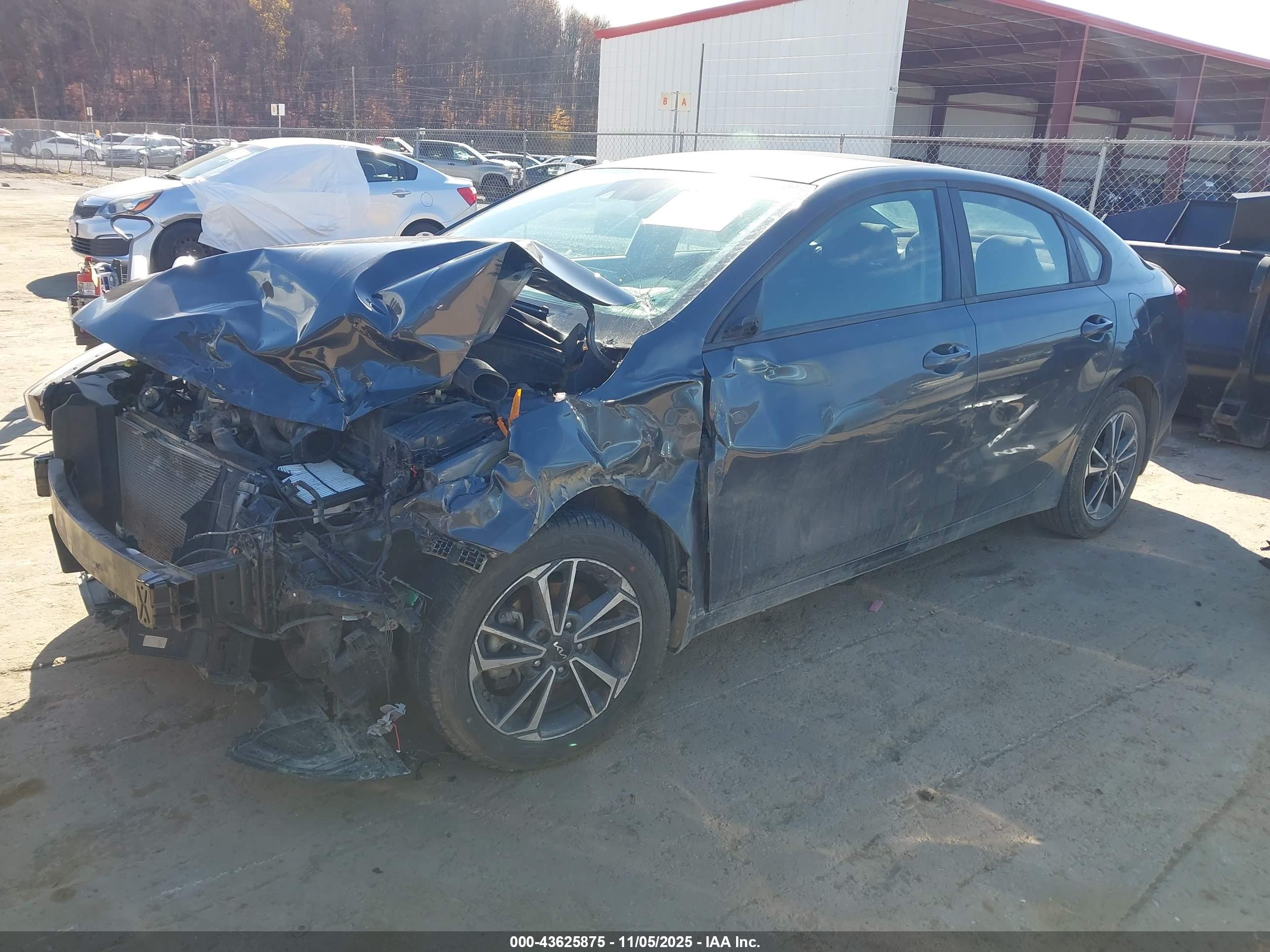 KIA FORTE image 2