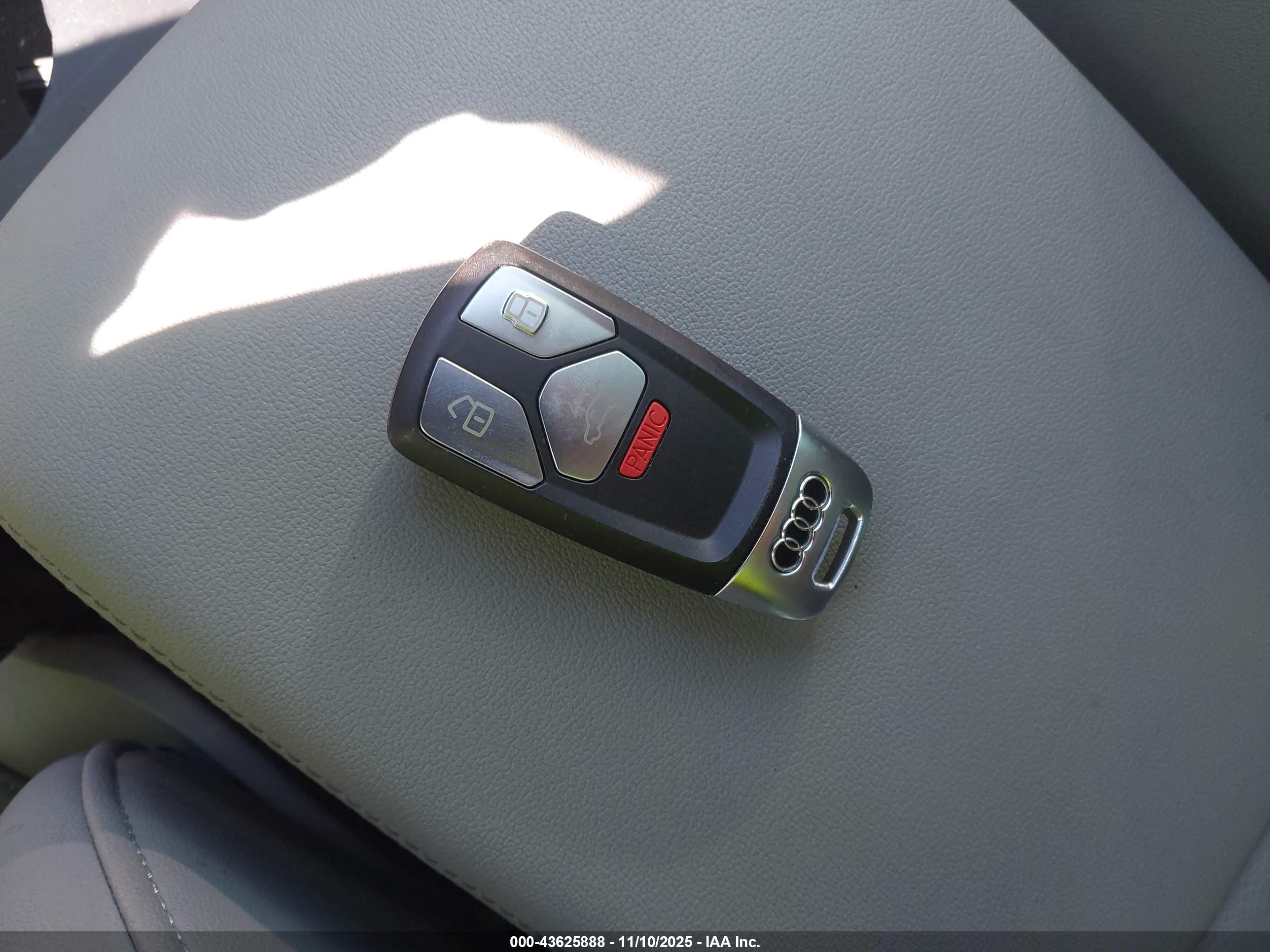 AUDI Q5 image 11