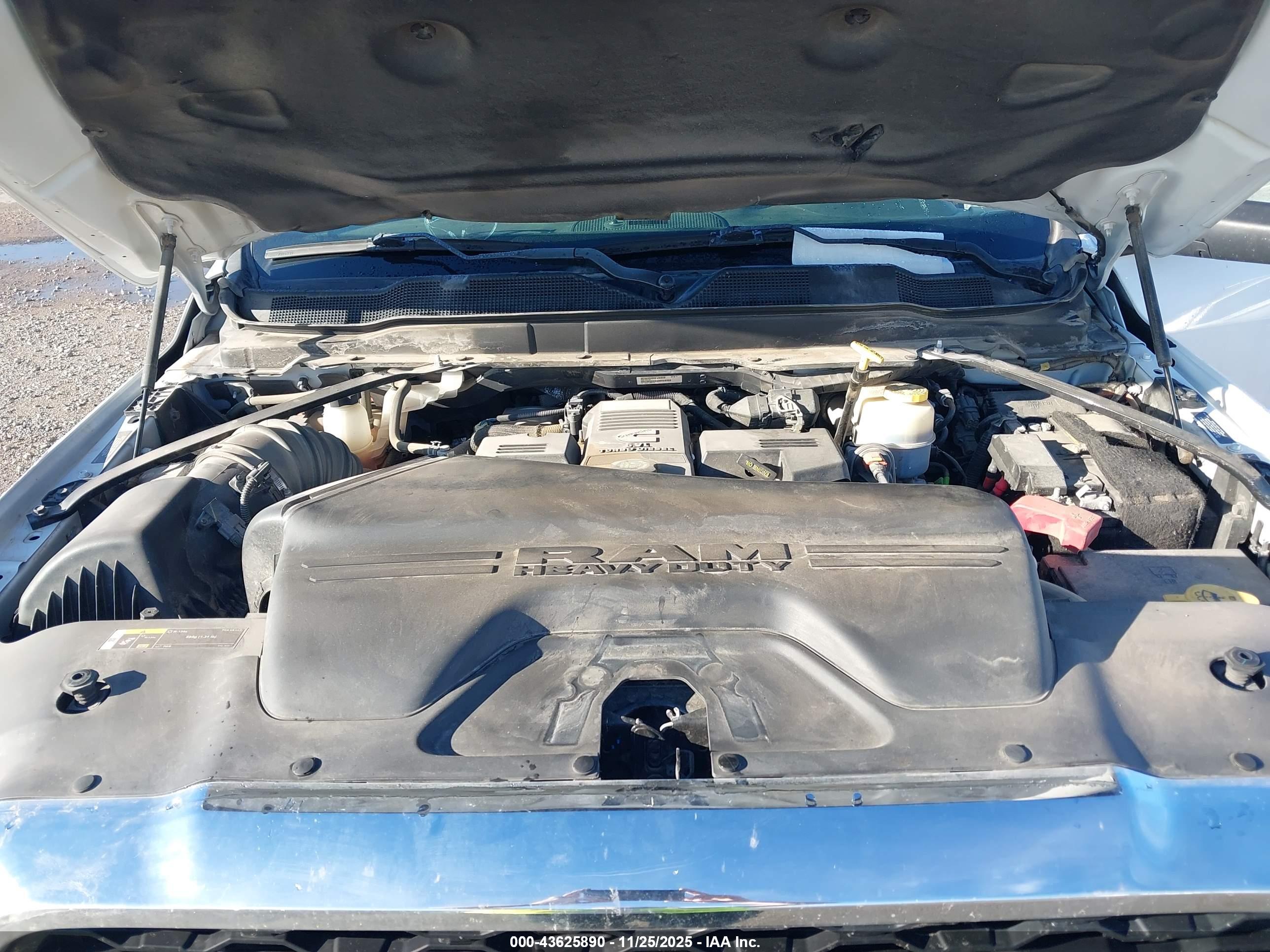 RAM 3500 image 10