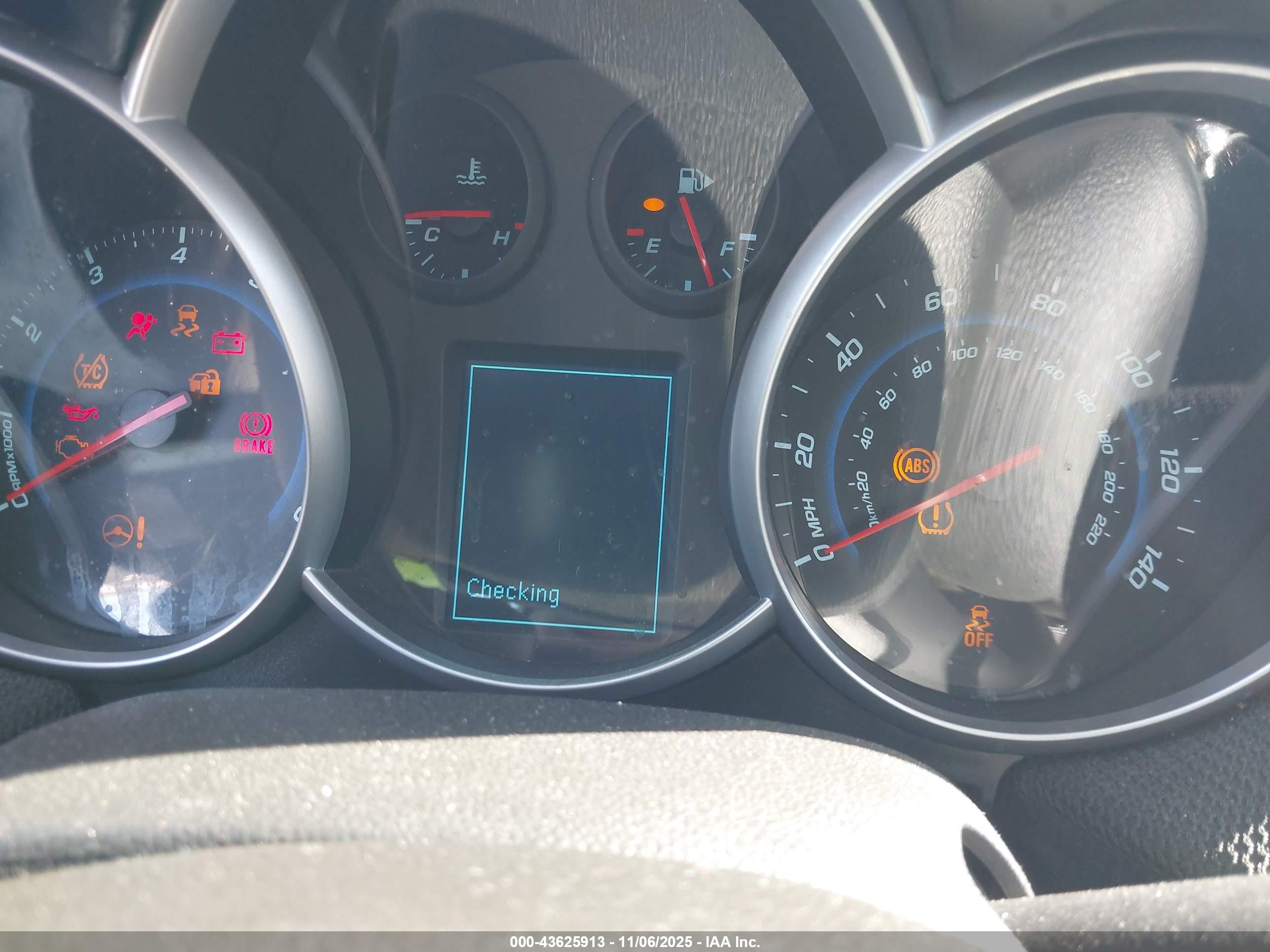 CHEVROLET CRUZE image 7