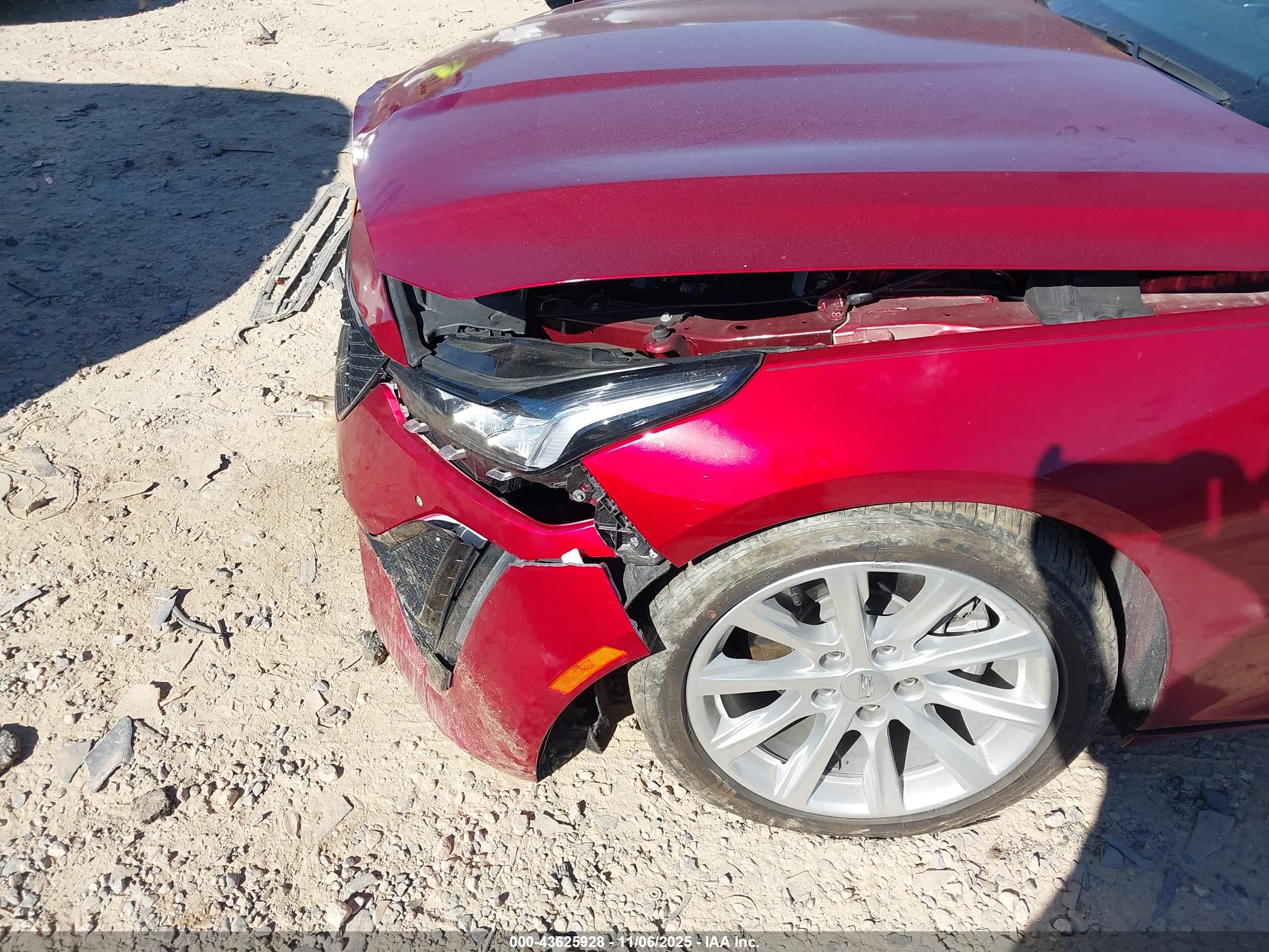 CADILLAC CT5 image 6