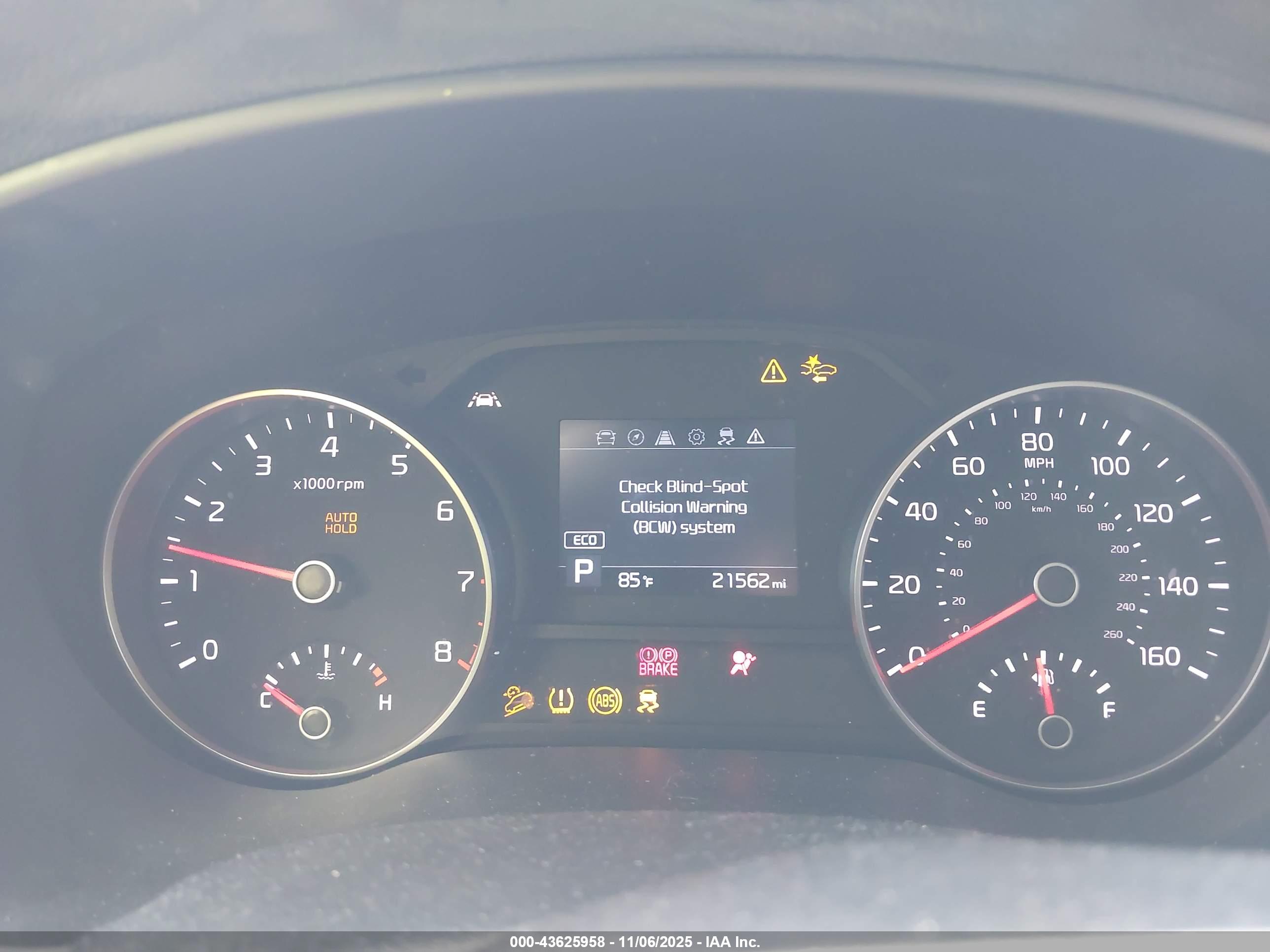 KIA SPORTAGE image 7