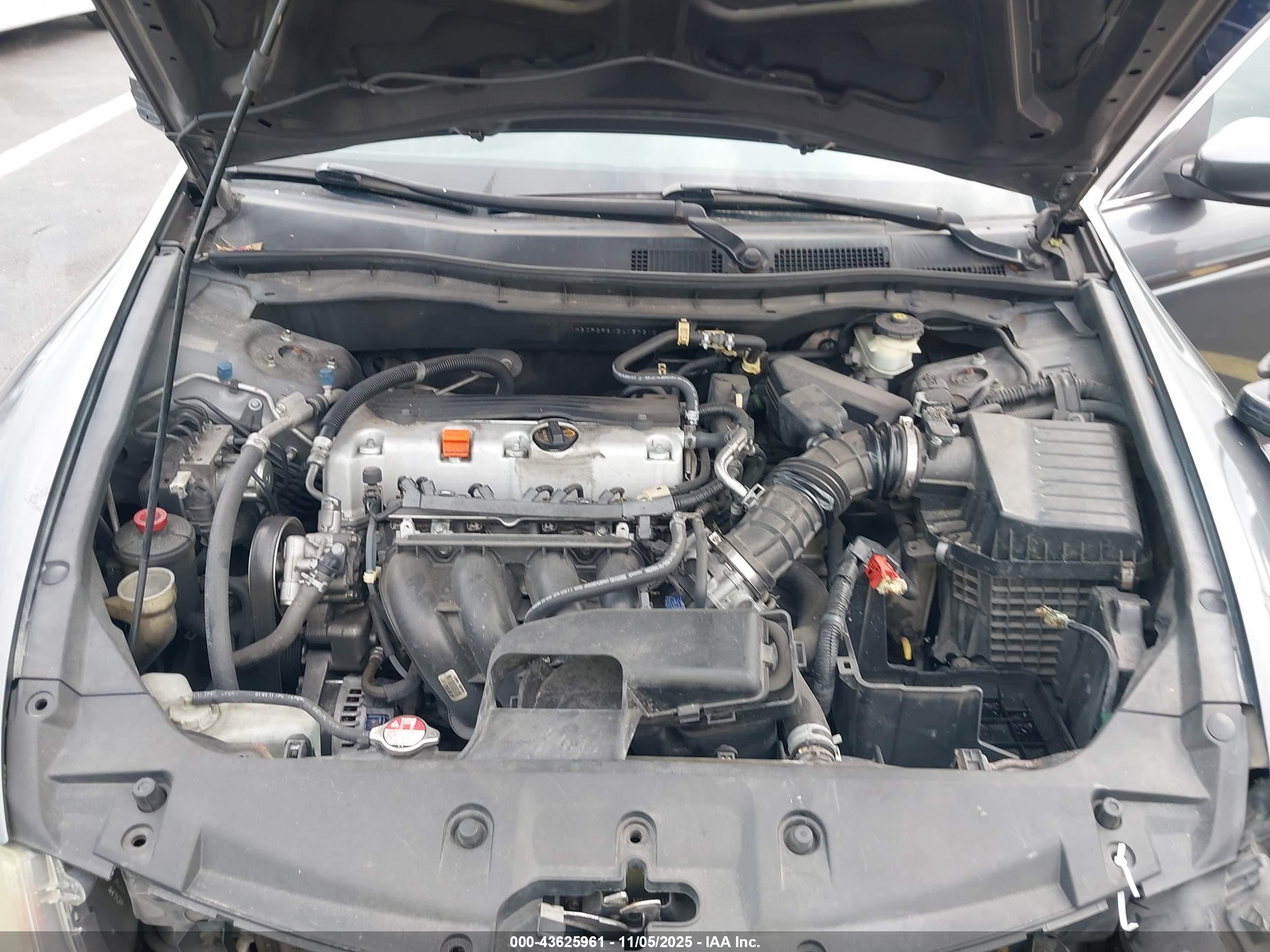 HONDA ACCORD image 10