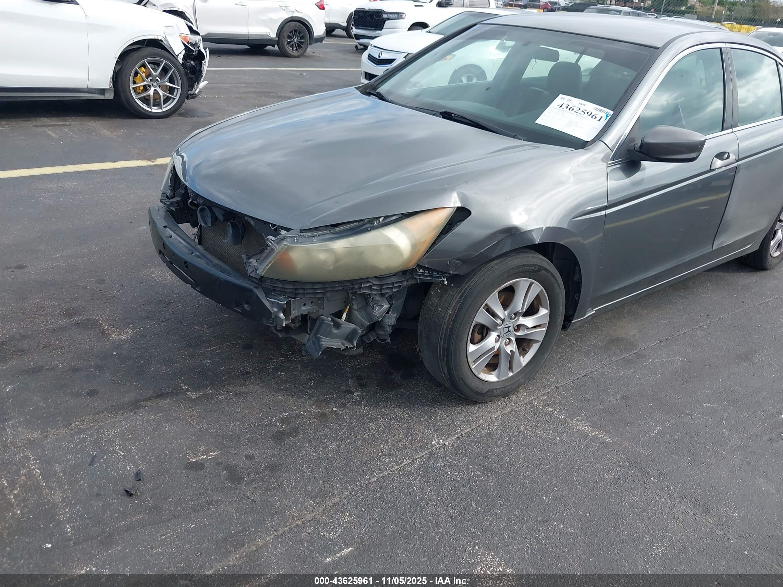 HONDA ACCORD image 6