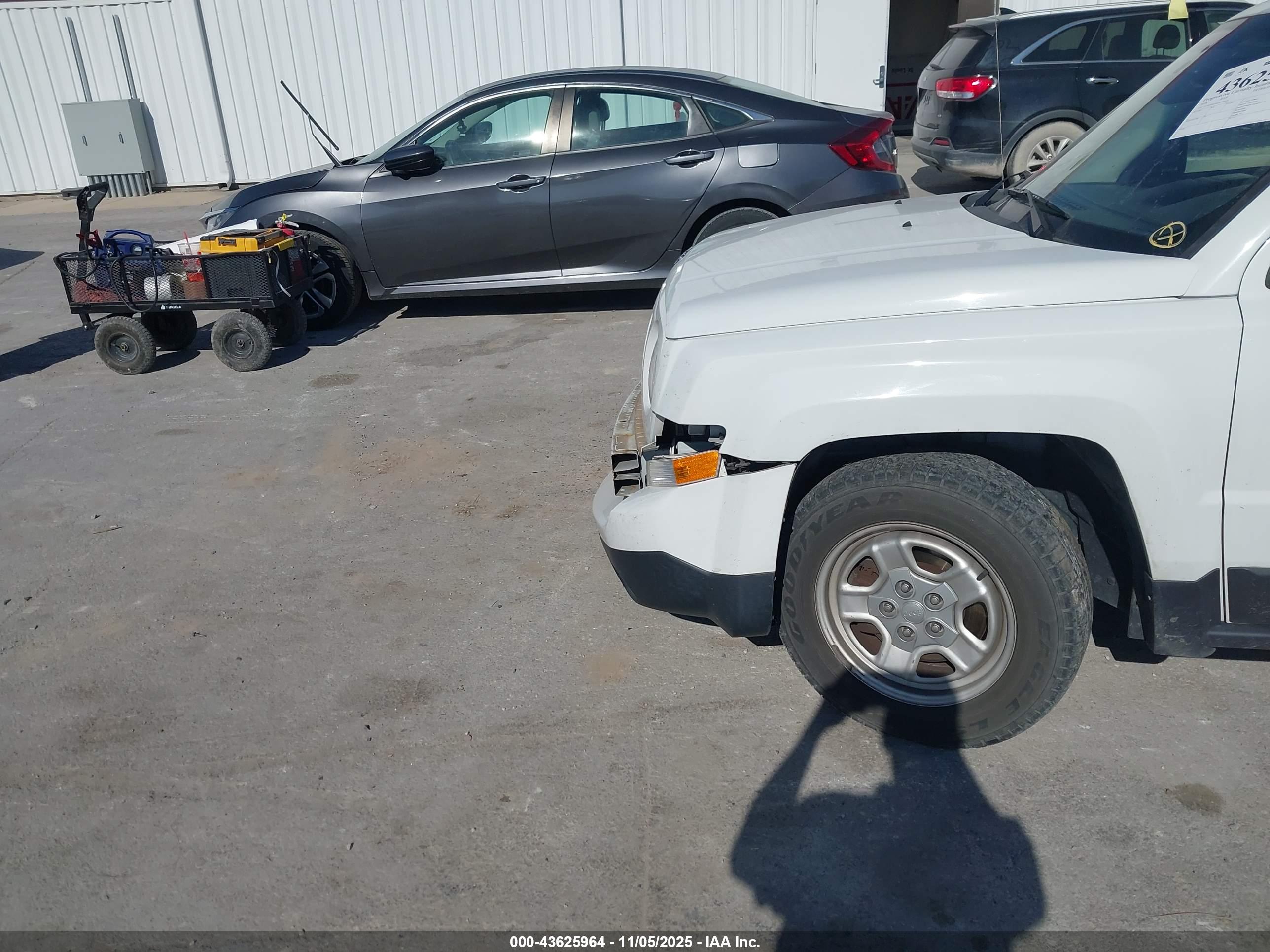JEEP PATRIOT image 6