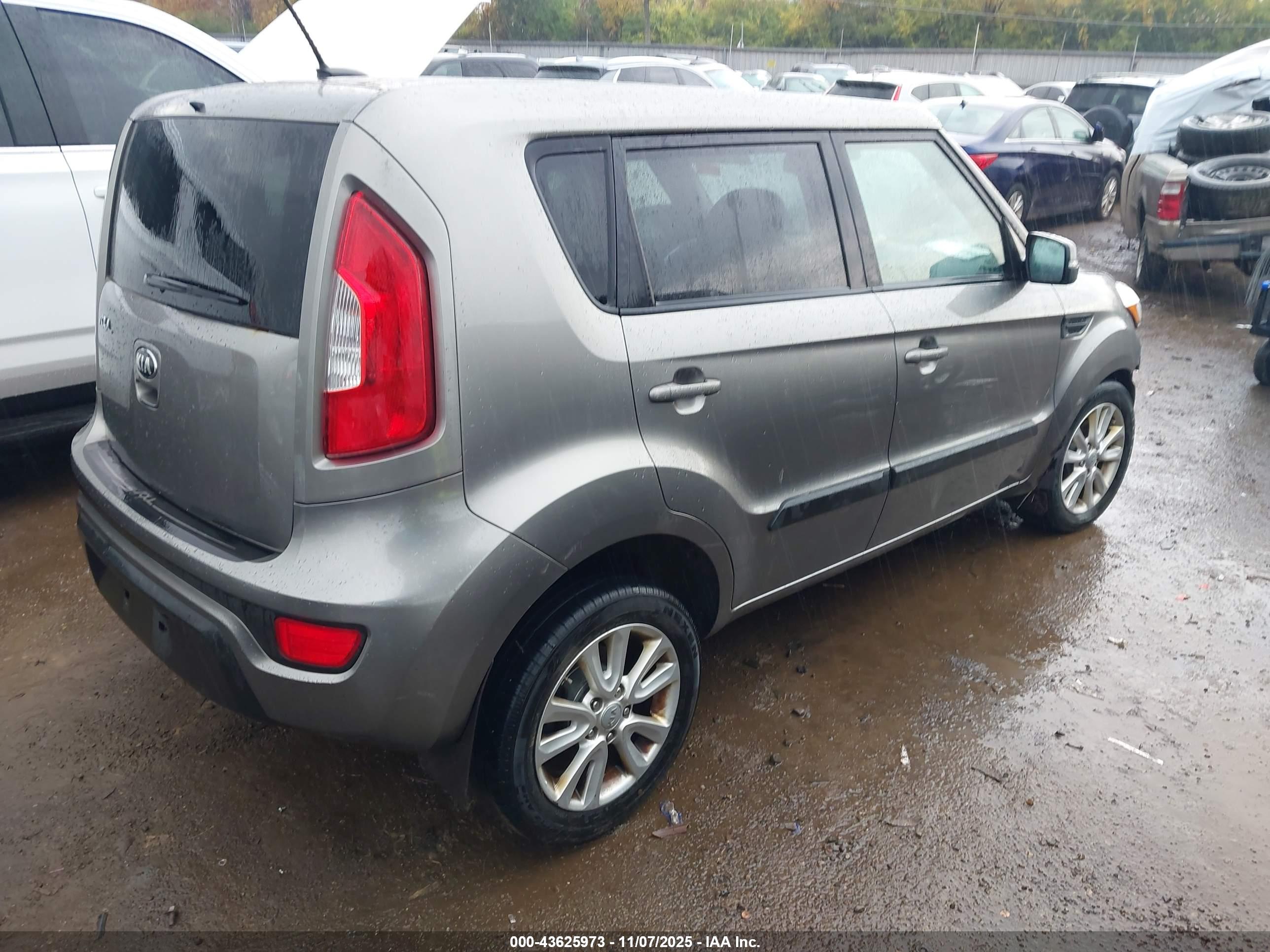 KIA SOUL image 4
