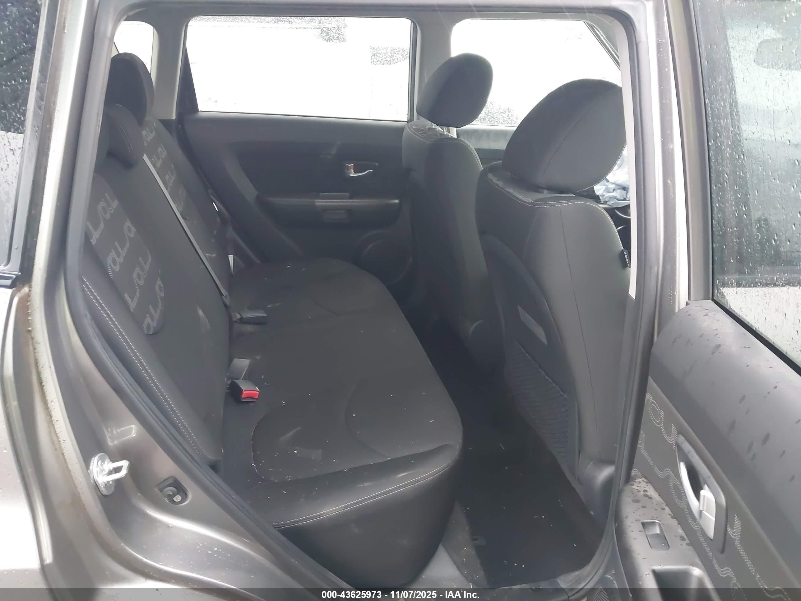 KIA SOUL image 8