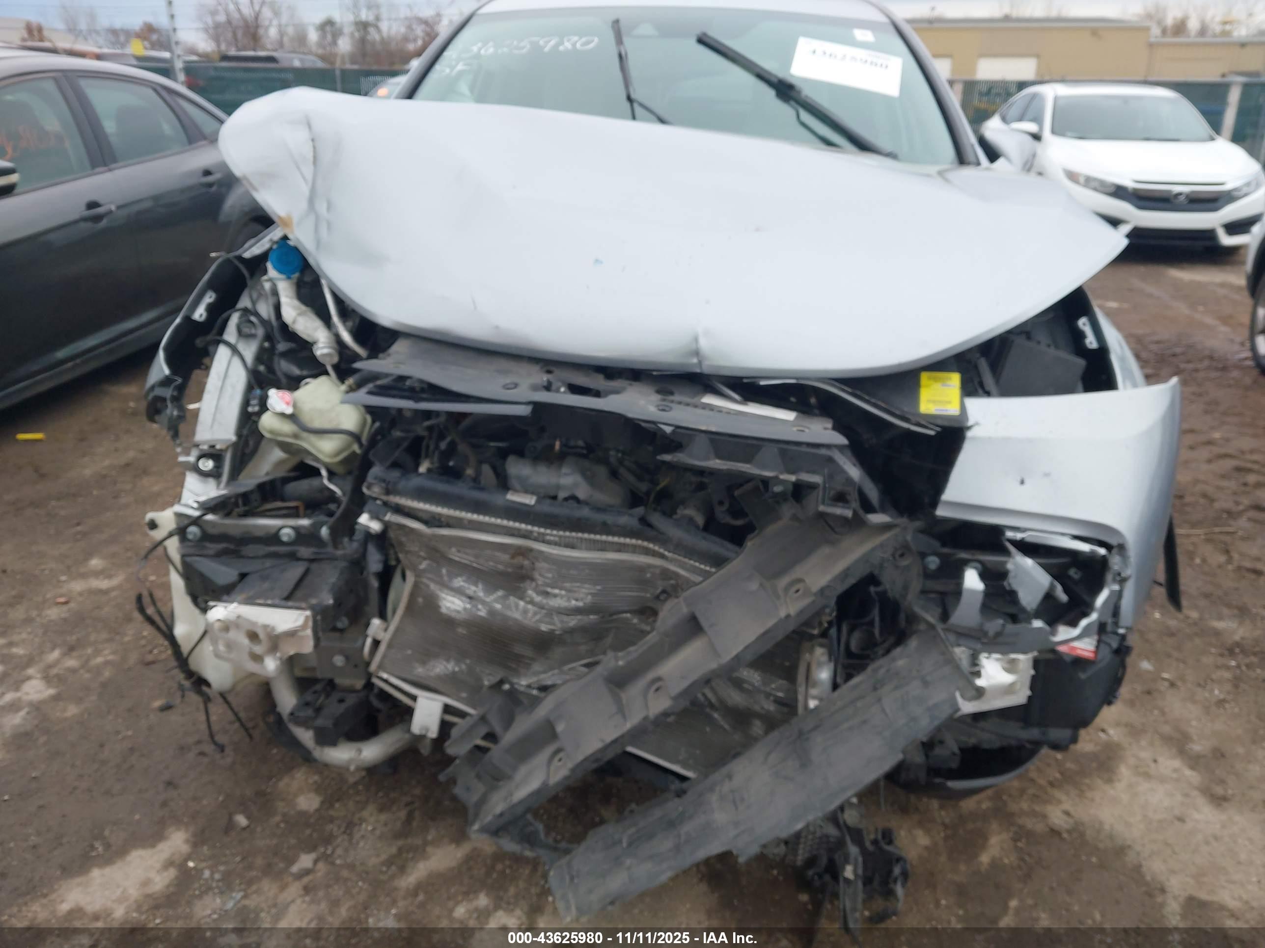 HONDA CR-V image 6