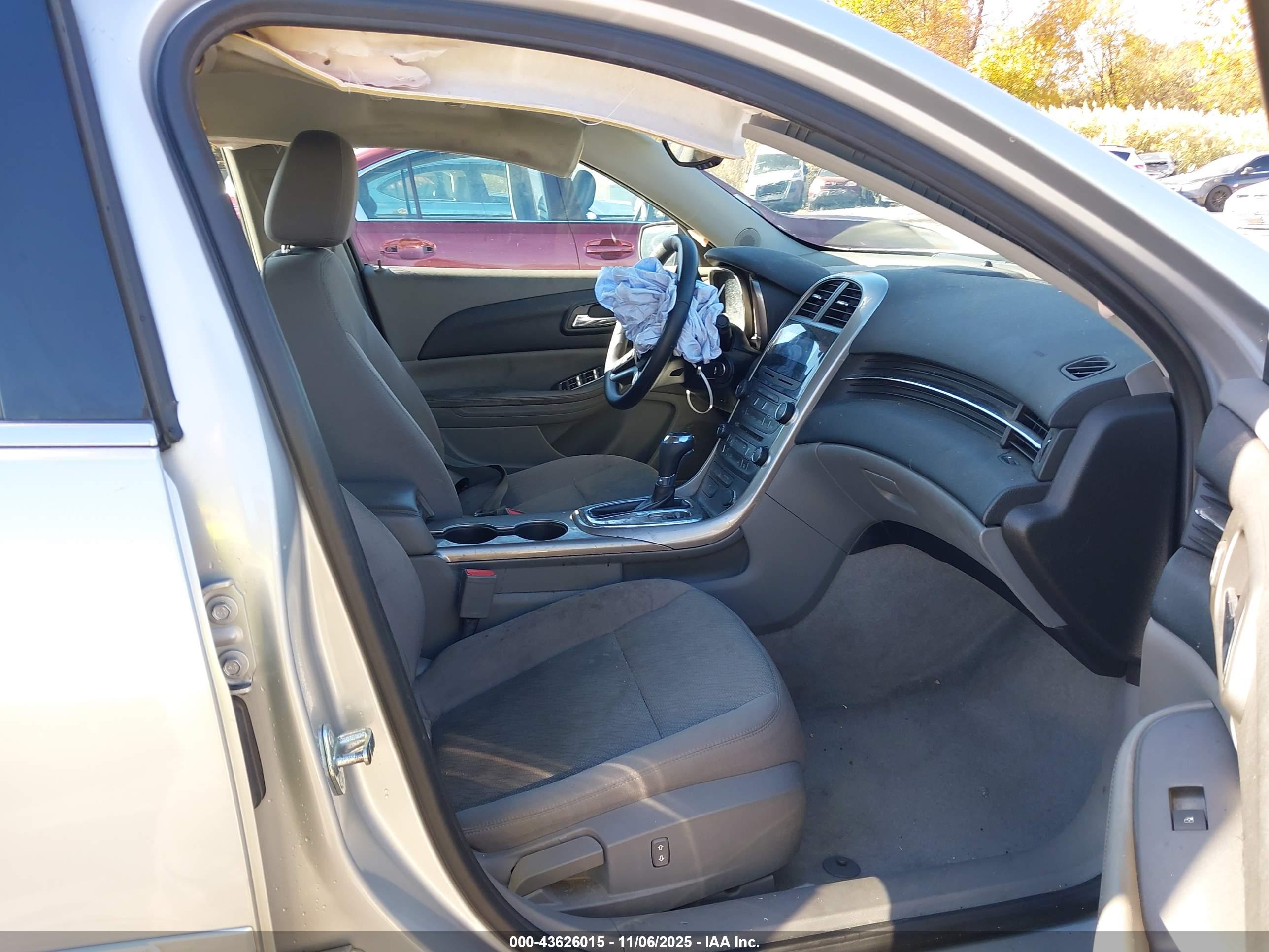 CHEVROLET MALIBU image 5