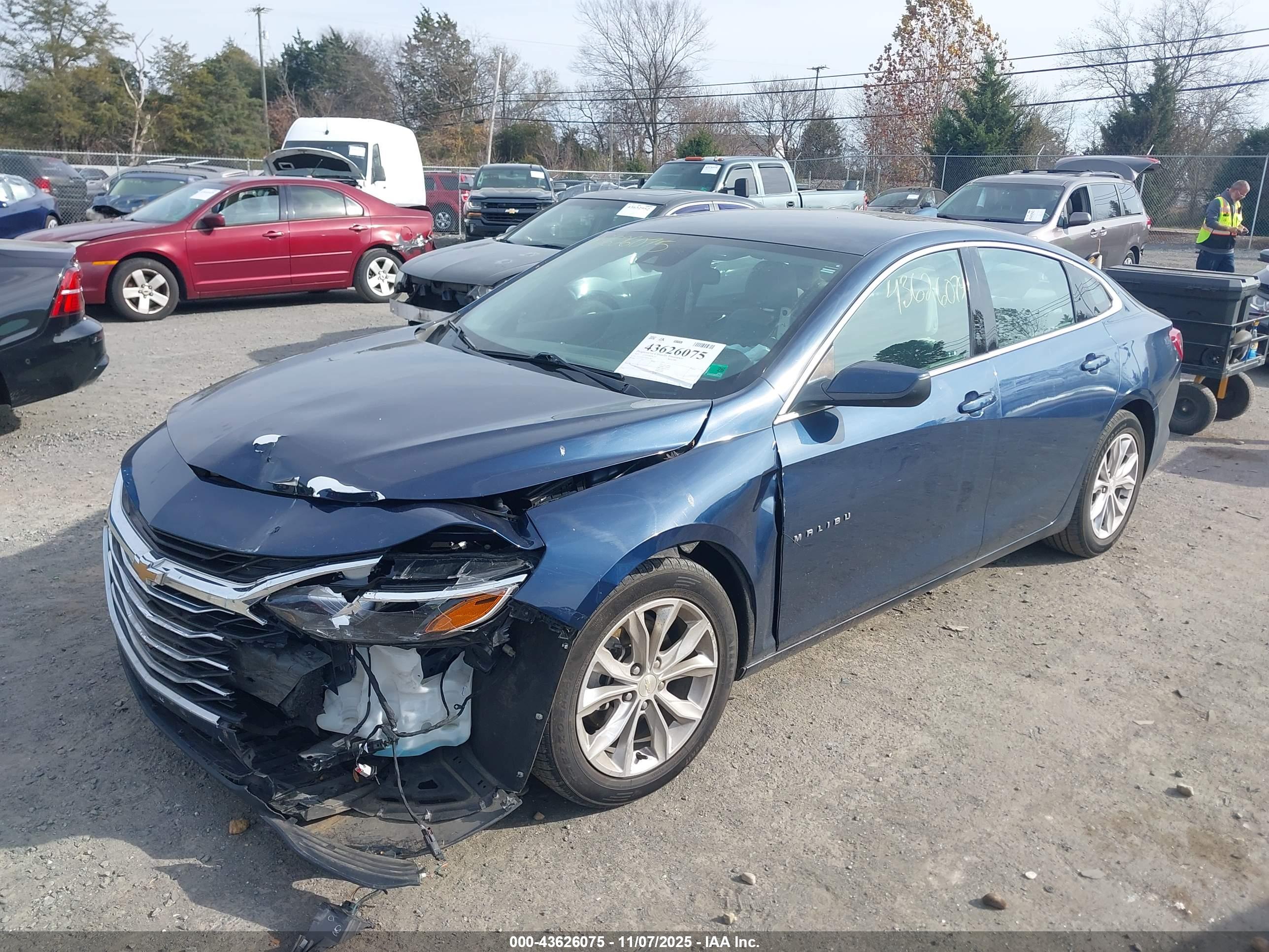 CHEVROLET MALIBU image 2