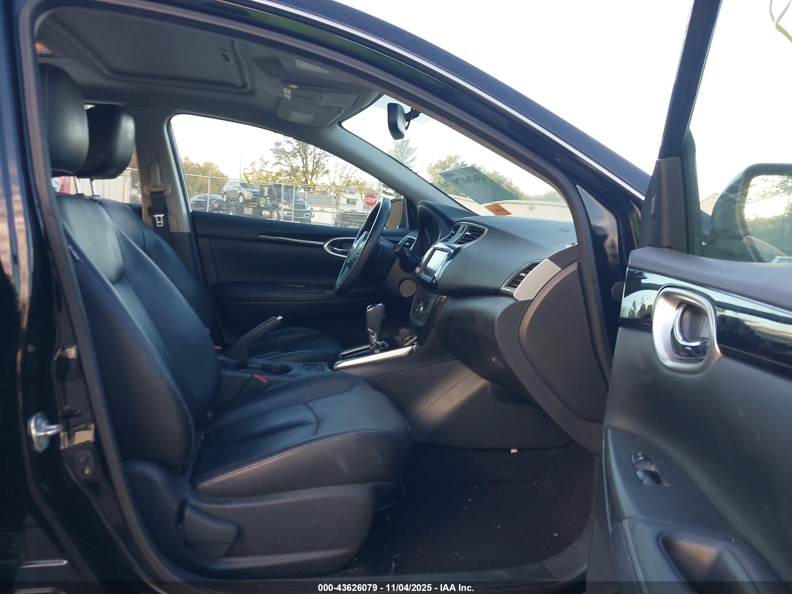 NISSAN SENTRA image 5