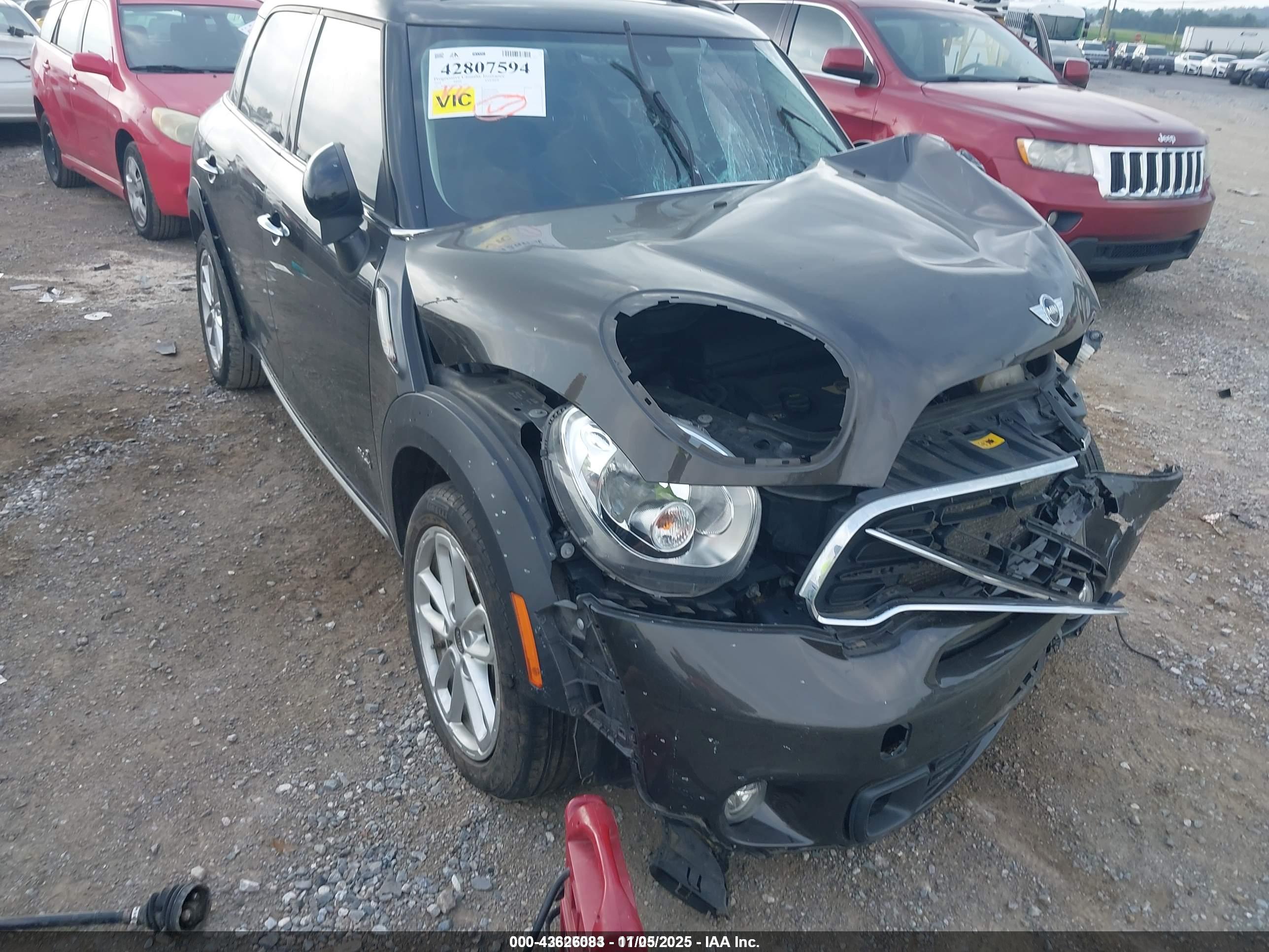 MINI COUNTRYMAN image 6
