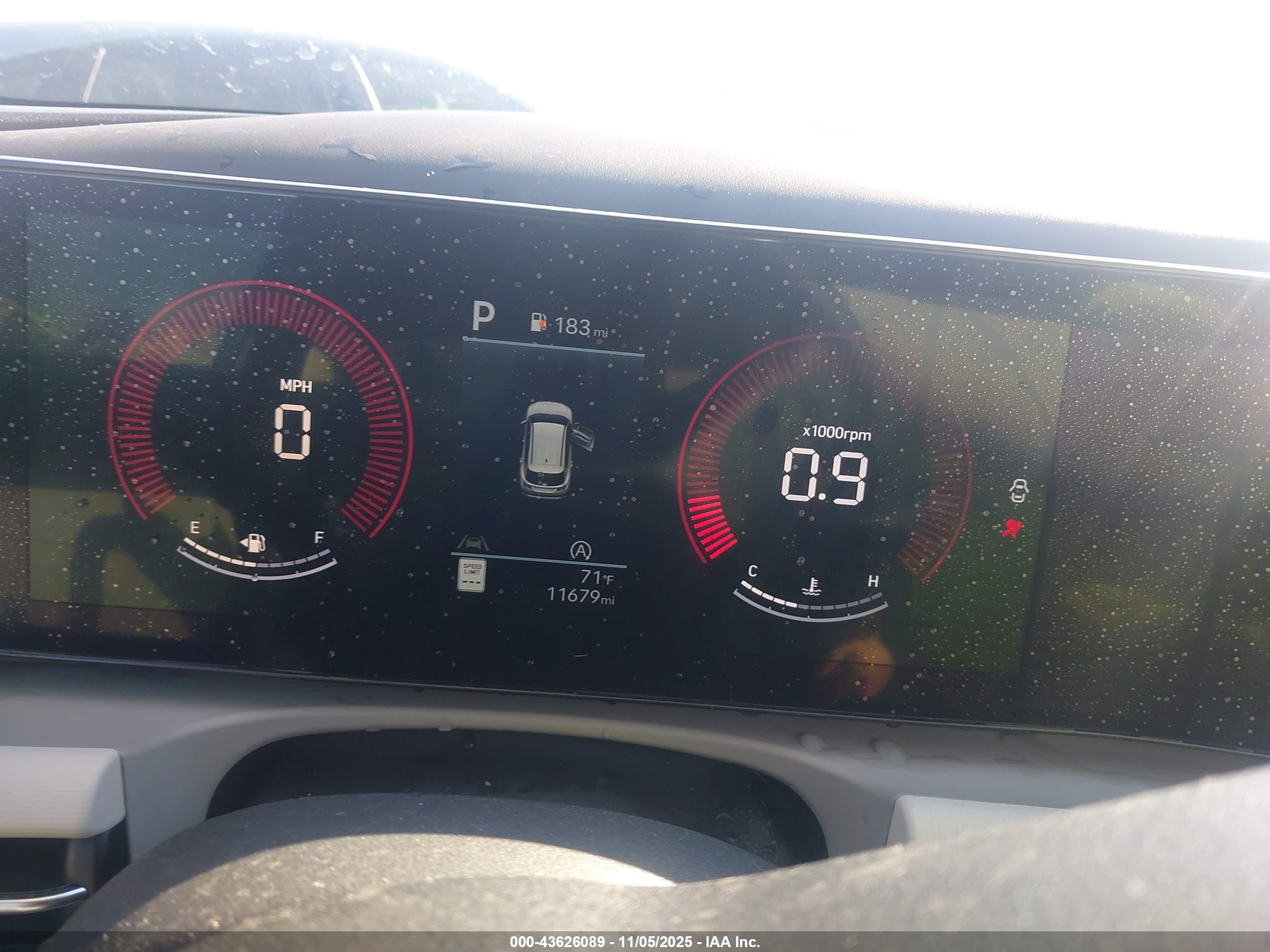 HYUNDAI TUCSON image 7