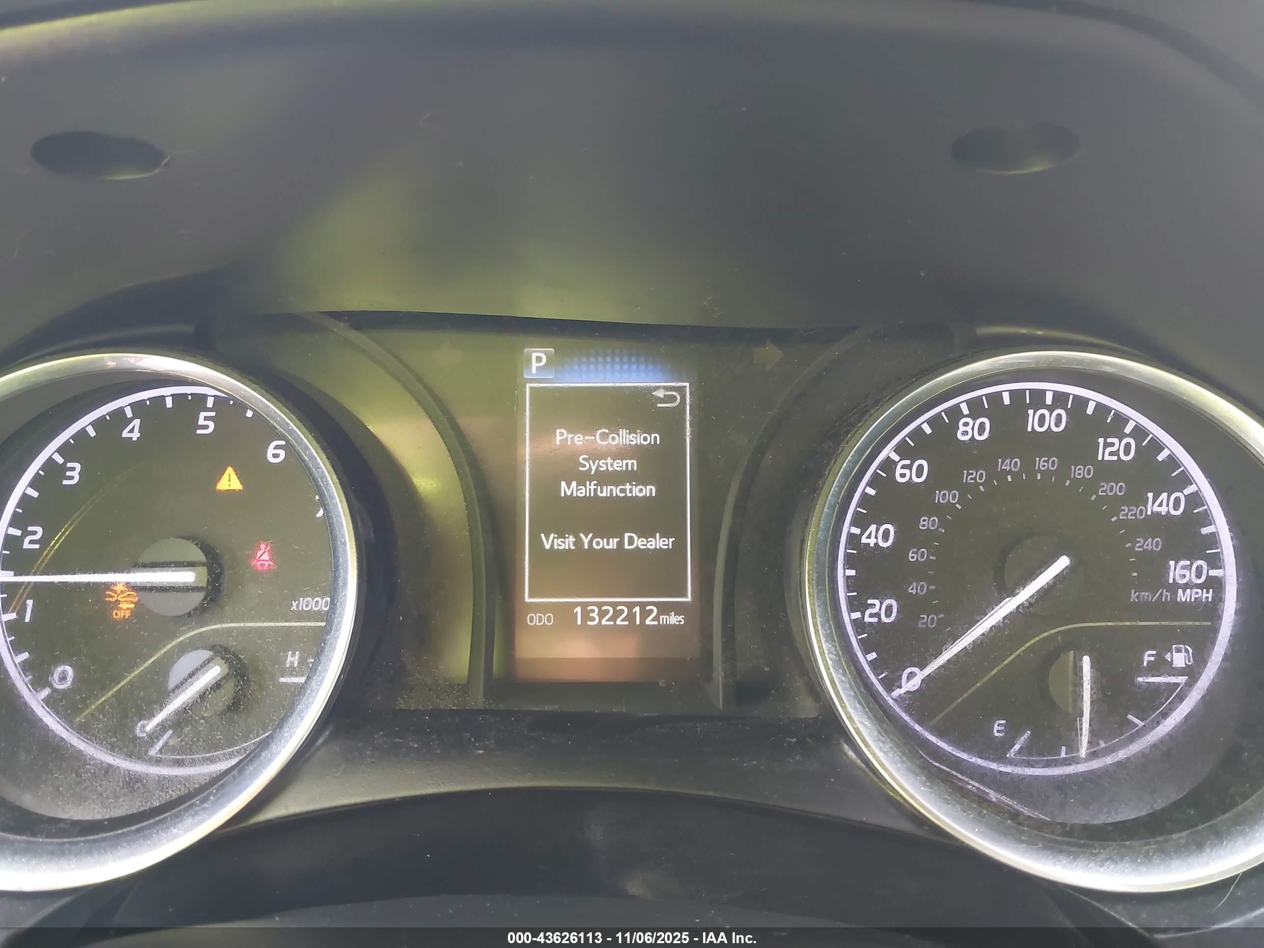 TOYOTA CAMRY image 7
