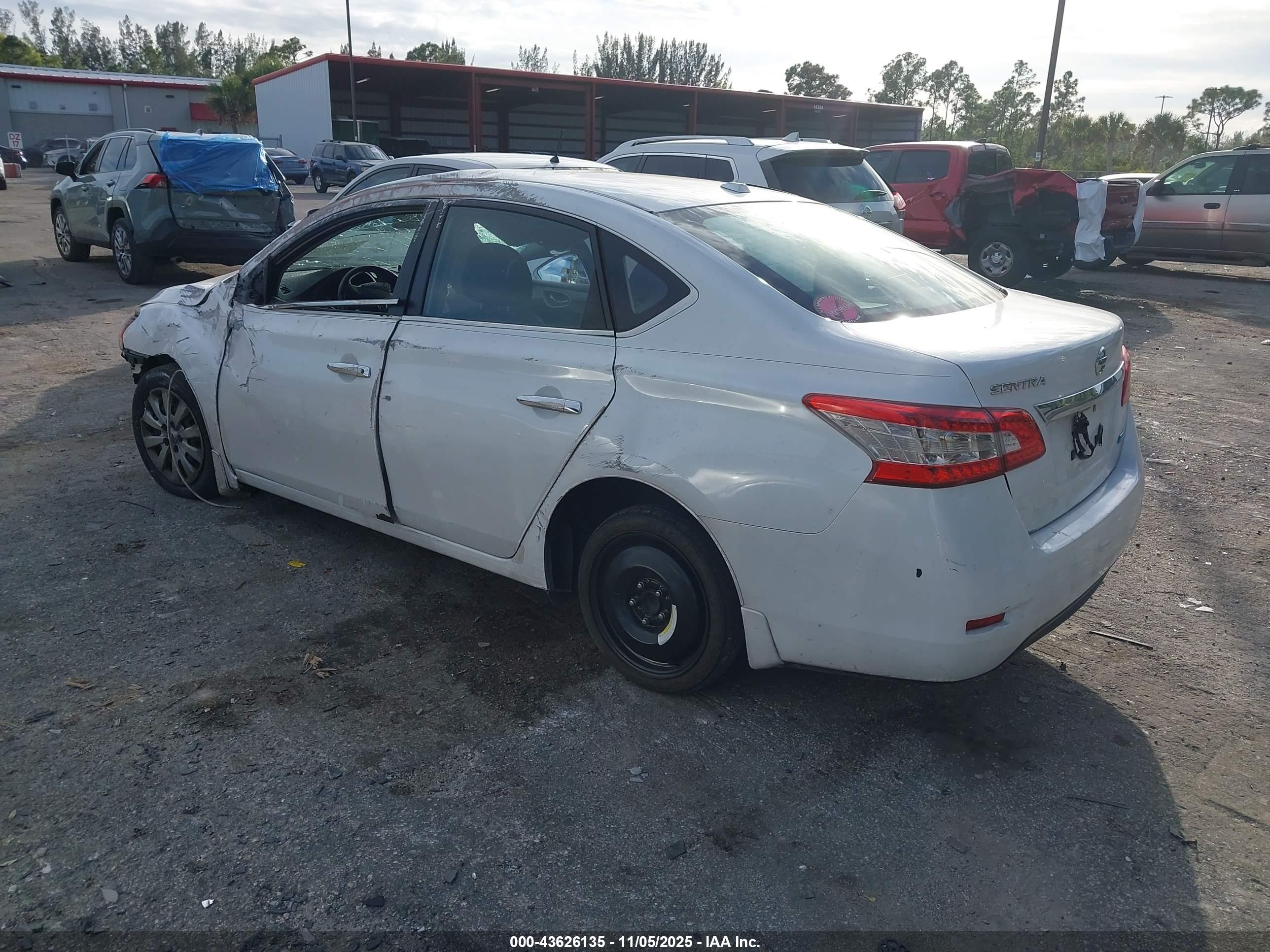 NISSAN SENTRA image 3