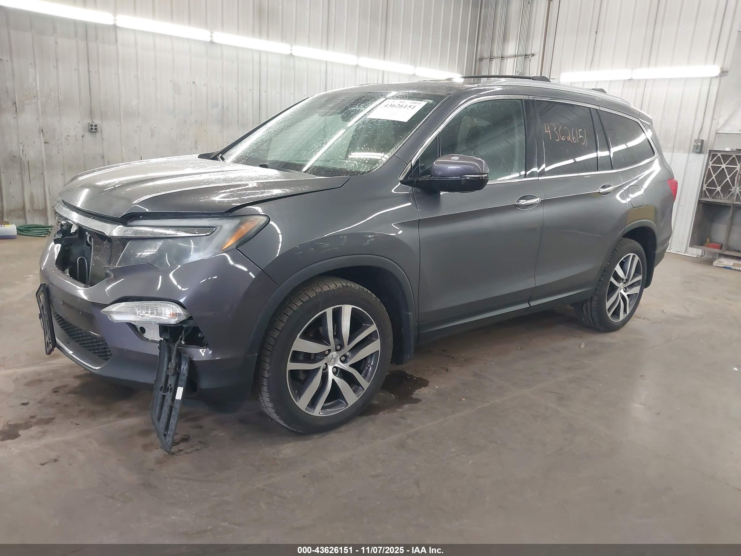 HONDA PILOT image 2