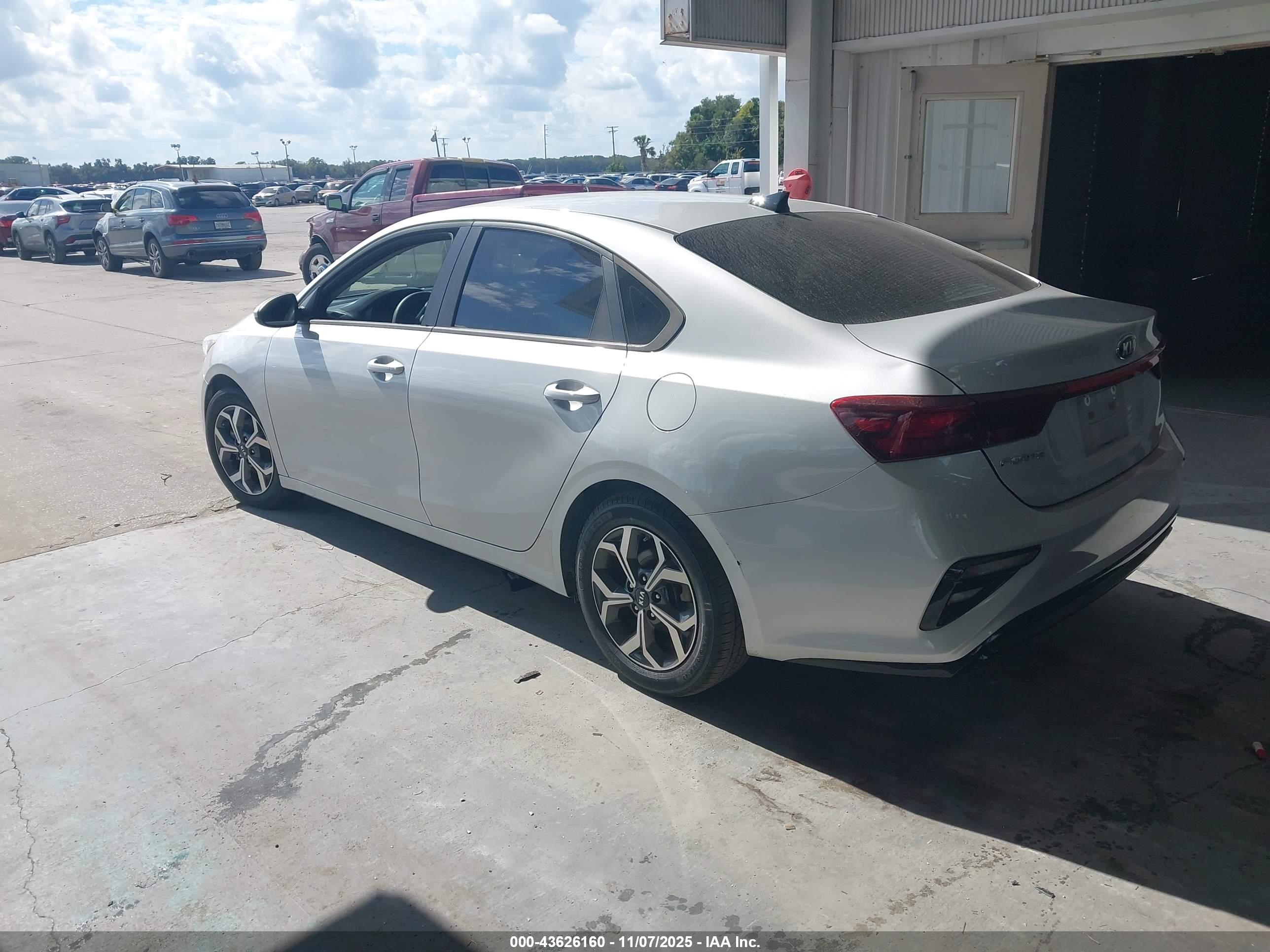 KIA FORTE image 3