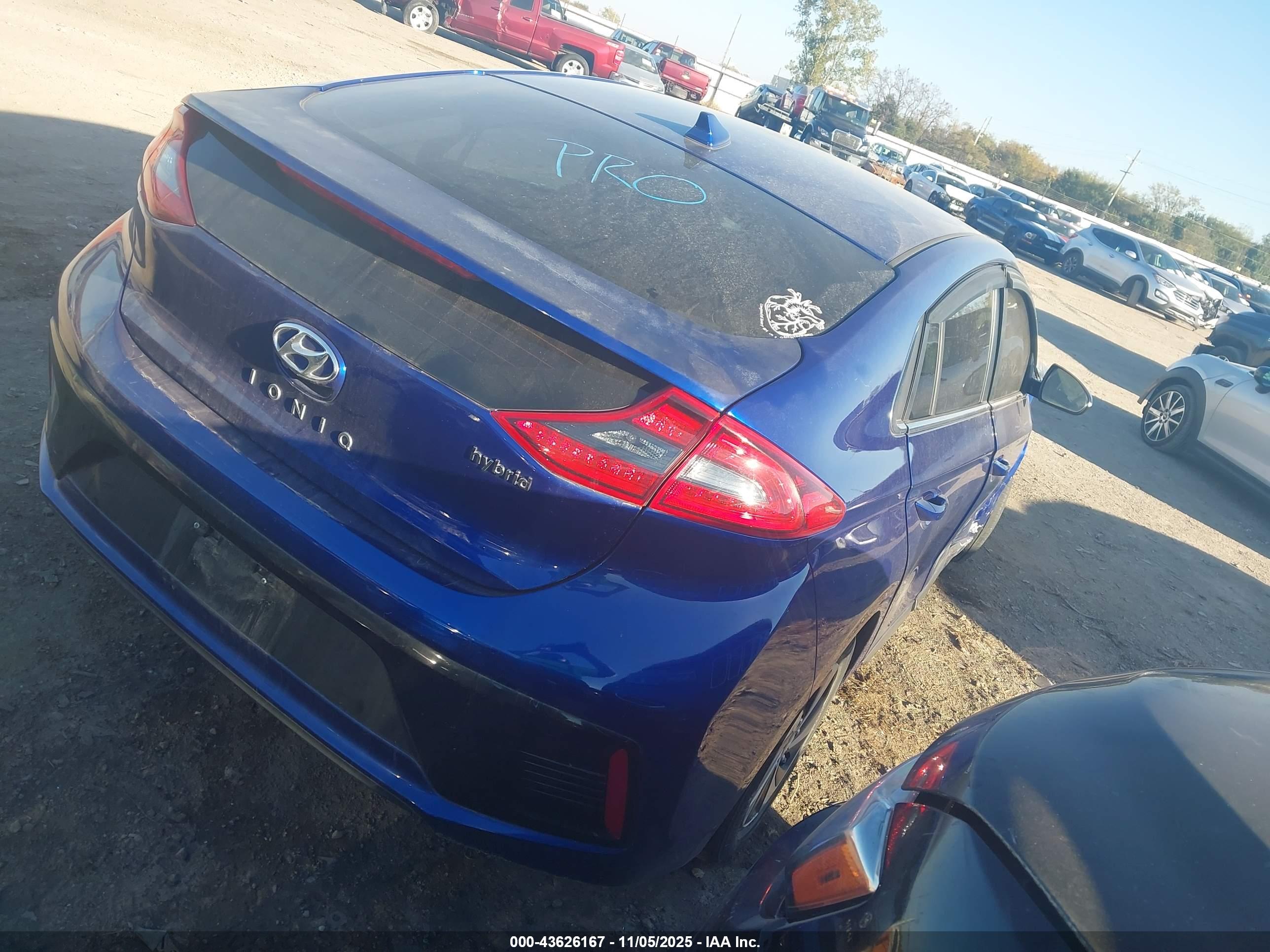 HYUNDAI IONIQ image 4