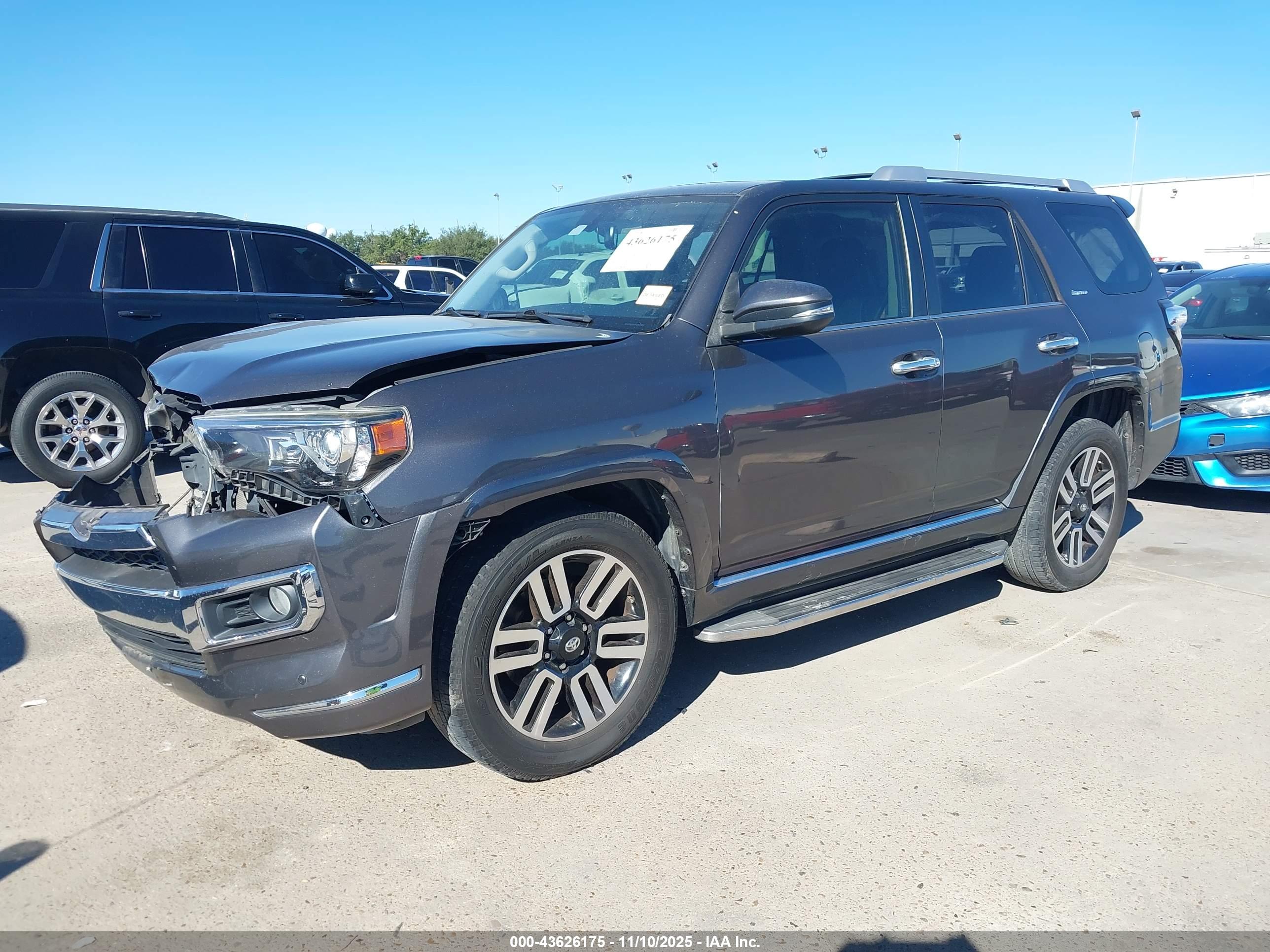 TOYOTA 4RUNNER image 2