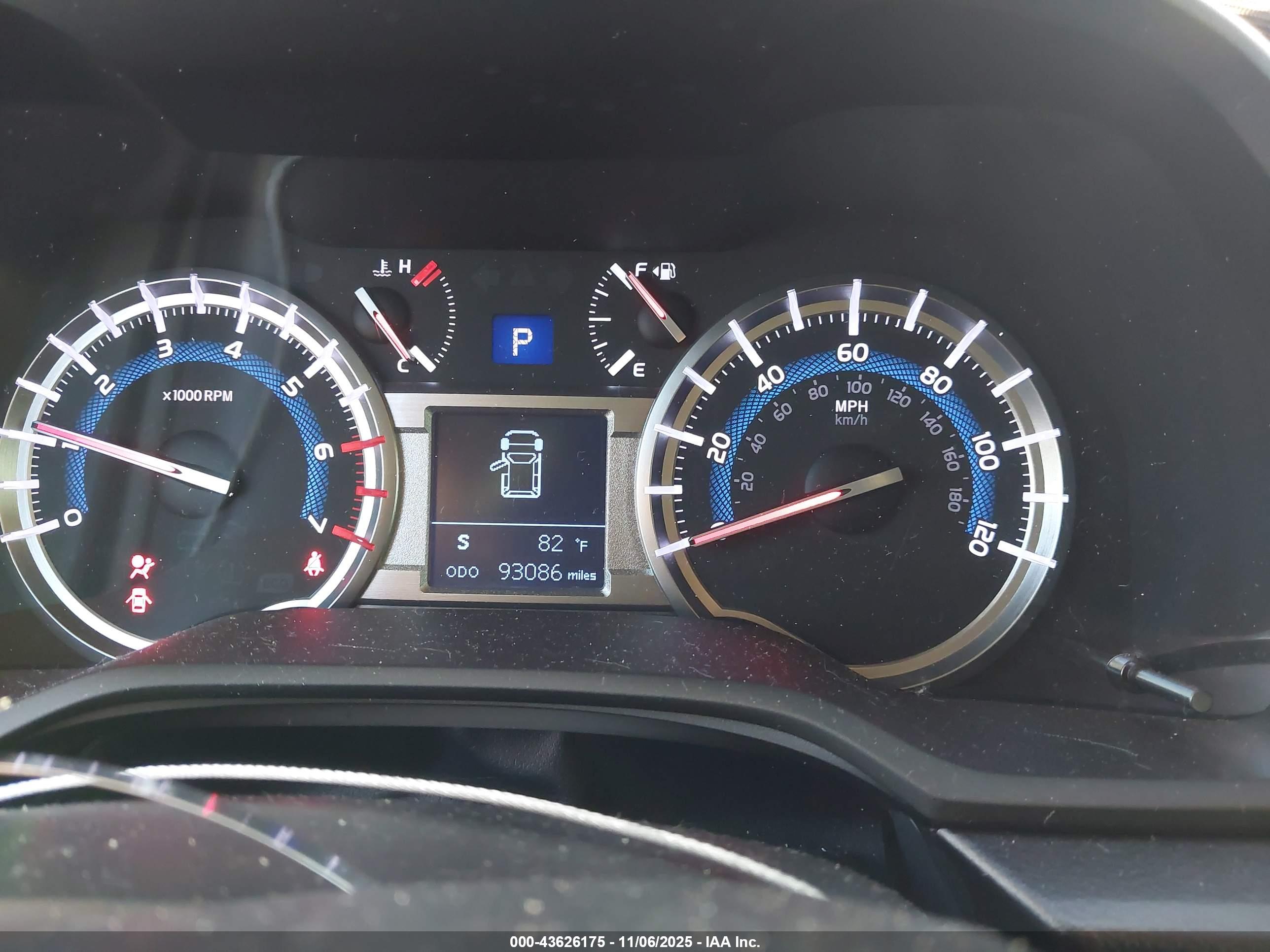 TOYOTA 4RUNNER image 7