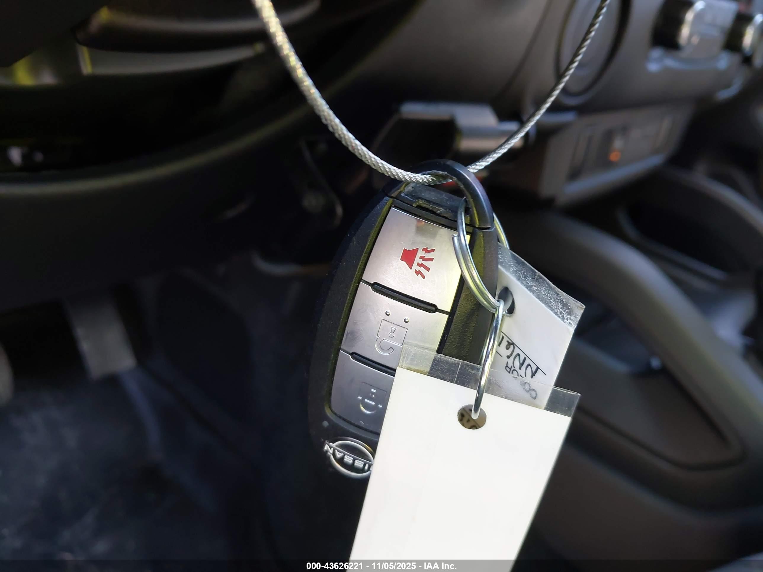 NISSAN FRONTIER image 11