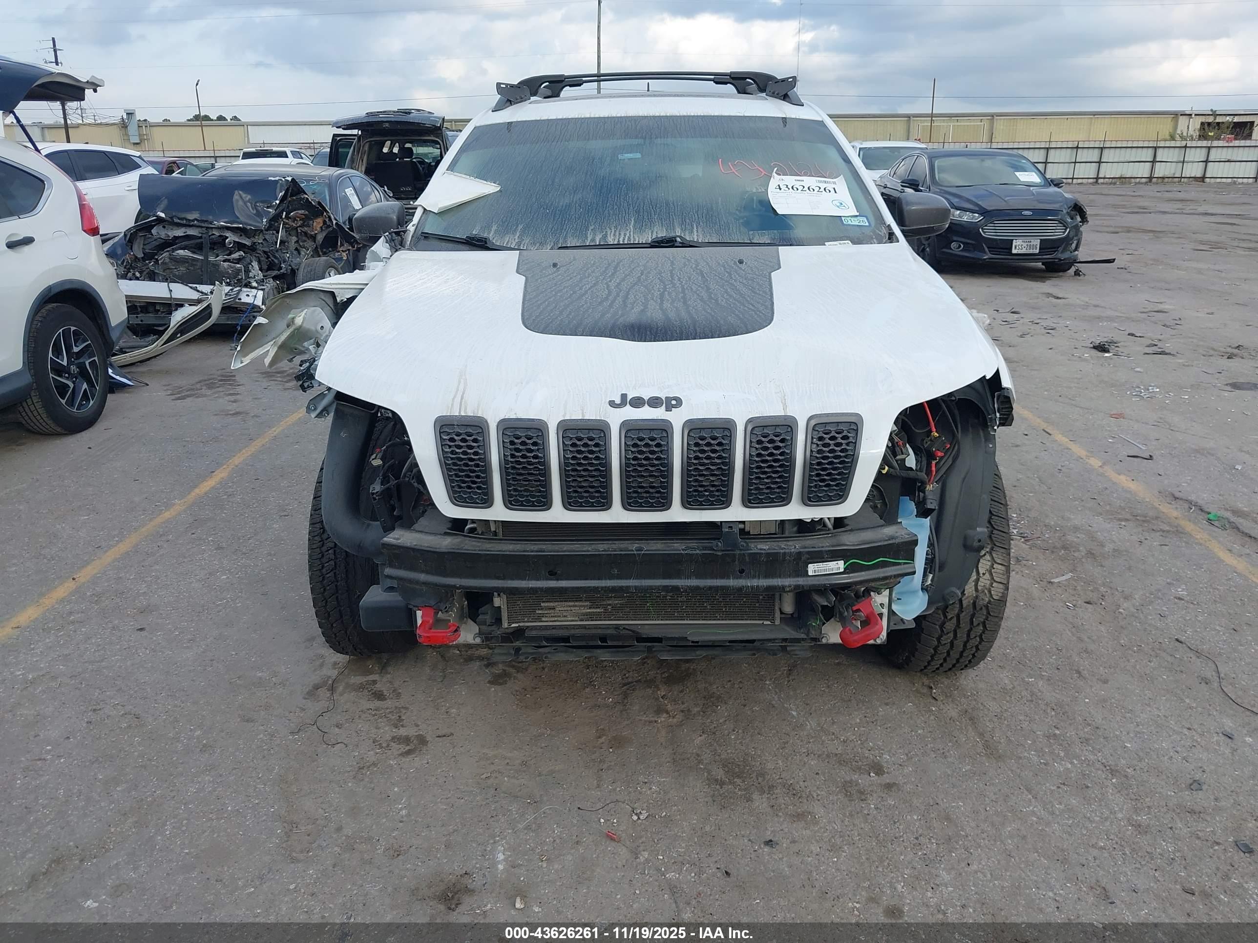 JEEP CHEROKEE image 6