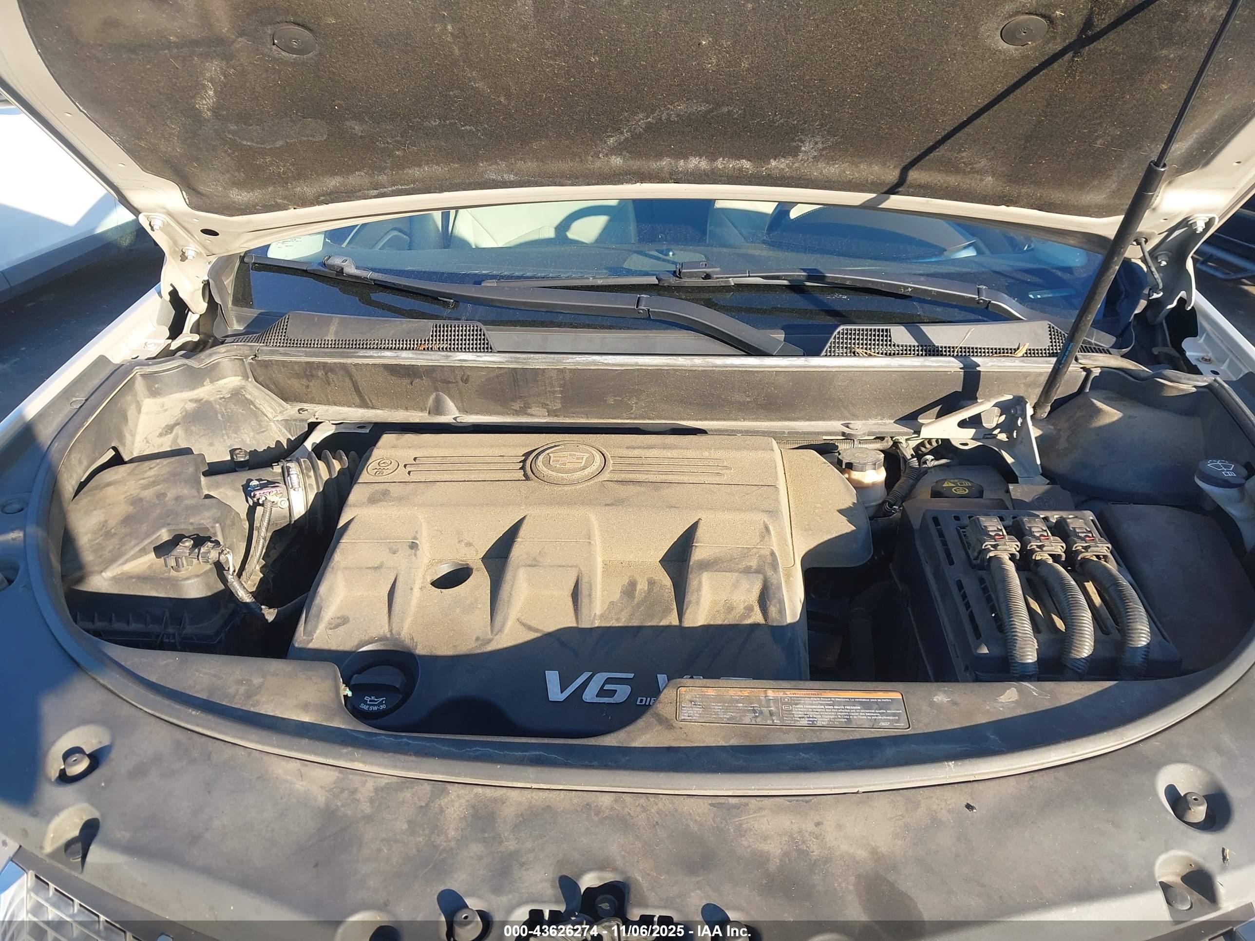 CADILLAC SRX image 10