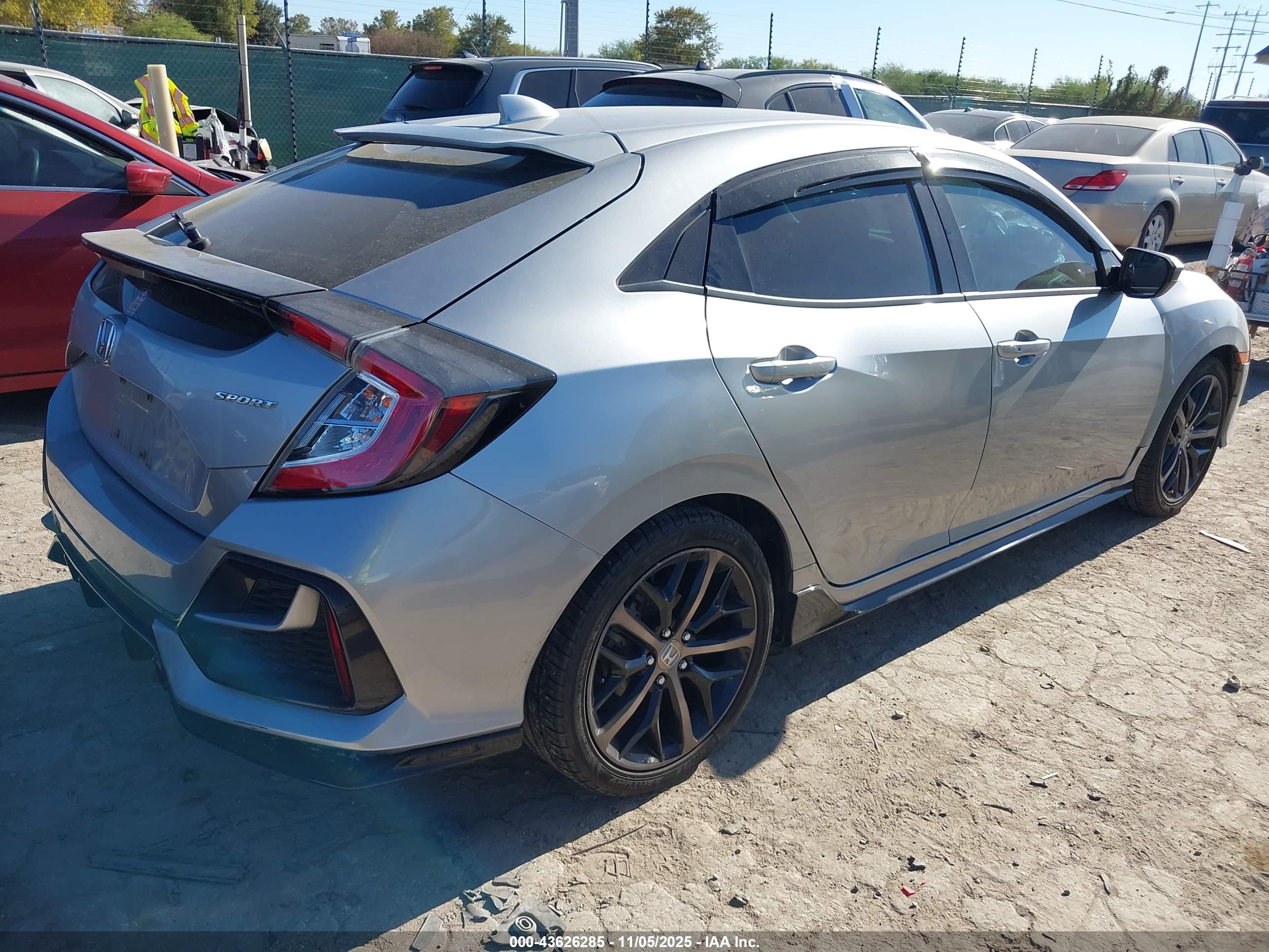 HONDA CIVIC image 4