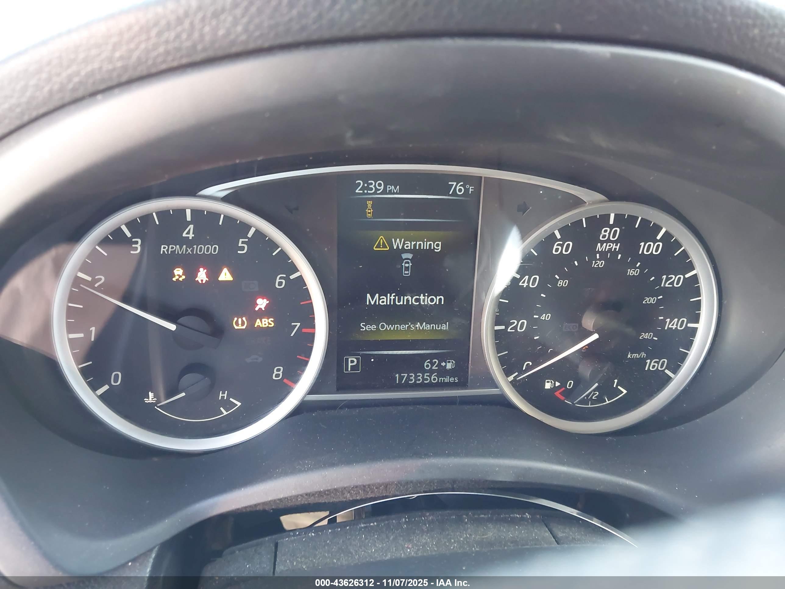 NISSAN SENTRA image 7