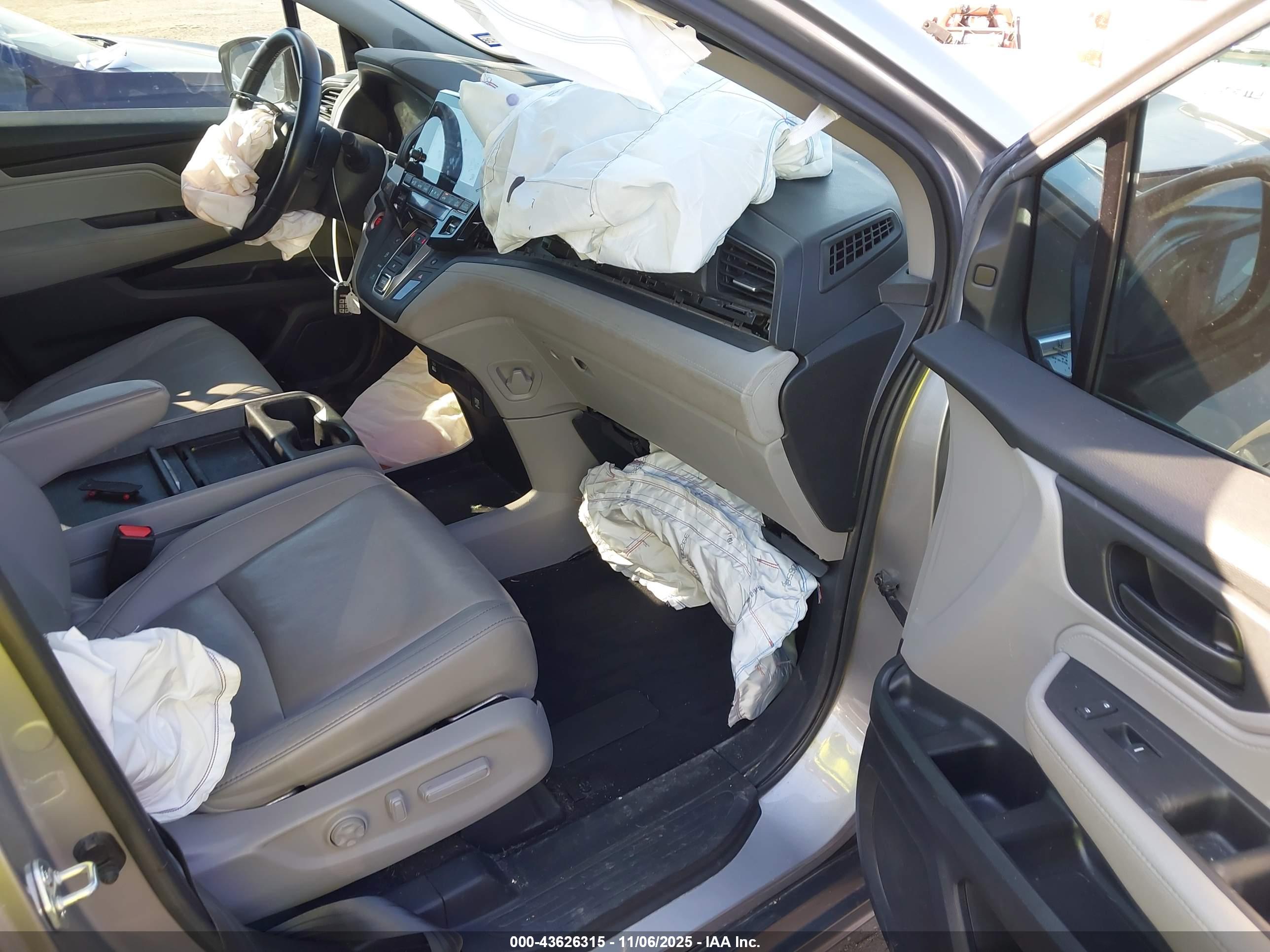 HONDA ODYSSEY image 5